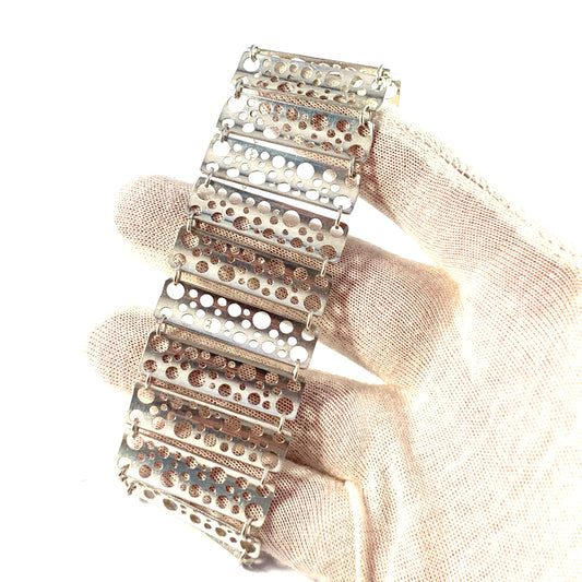 Liisa Vitali for Westerback Finland 1971 Vintage Sterling Silver Bracelet.