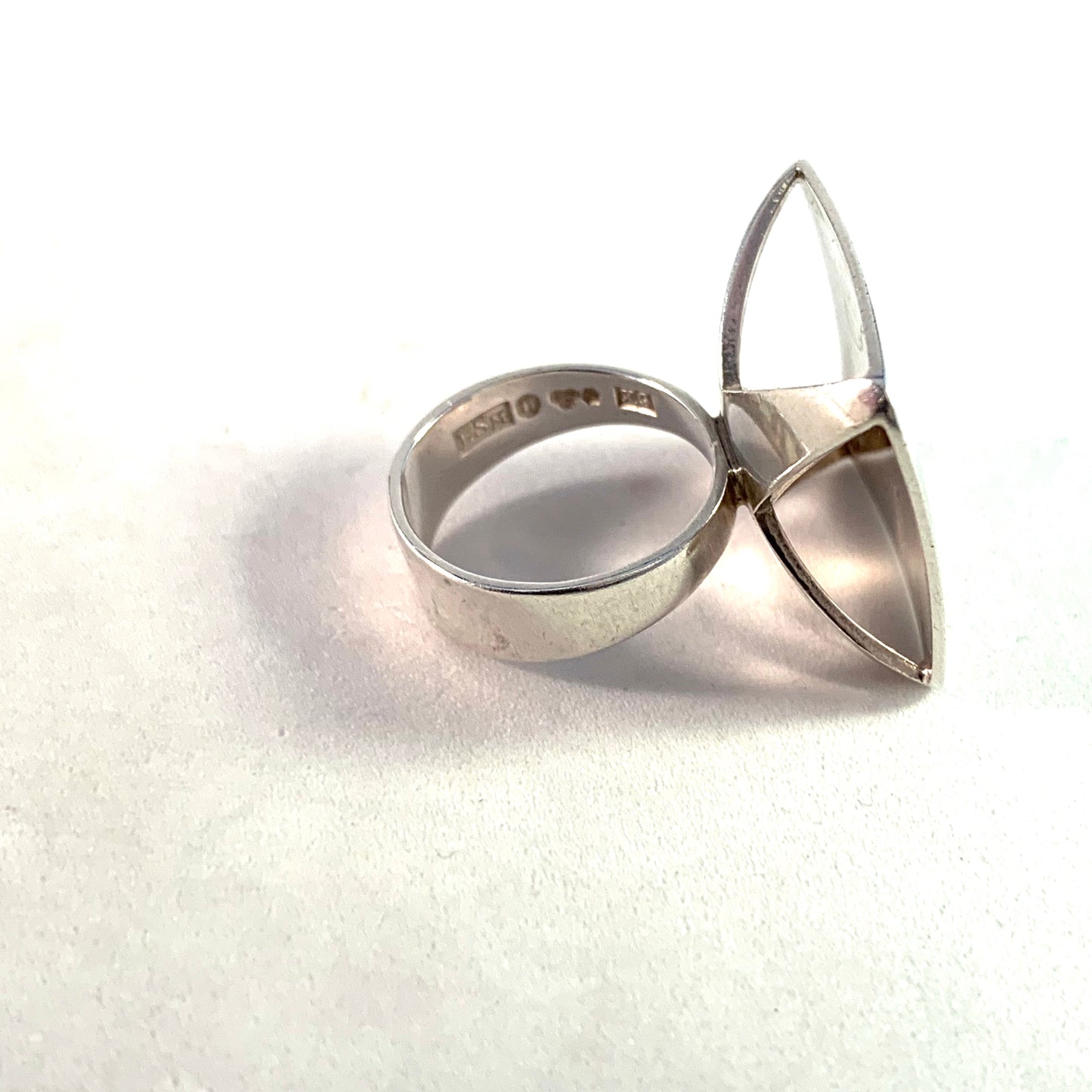 Svedbom, Sweden 1972 Bold Modernist Sterling Silver Pinky Ring.