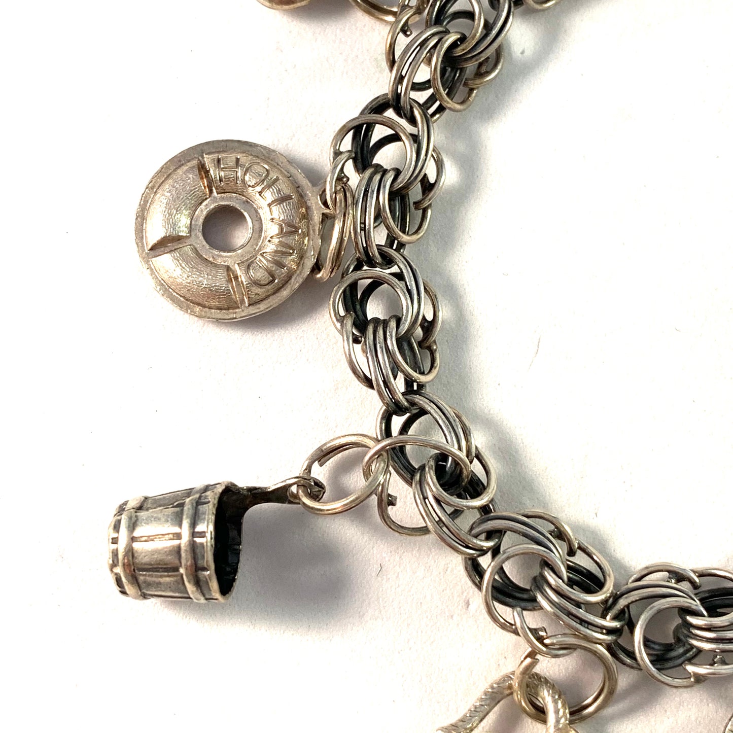 Einari Ailio, Finland Vintage 1960s Solid Silver Charm Bracelet.