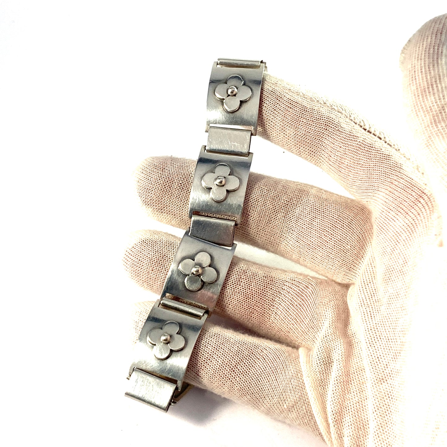Munksgaard, Denmark 1970-73. Vintage Solid Silver Link Bracelet. Design no 319