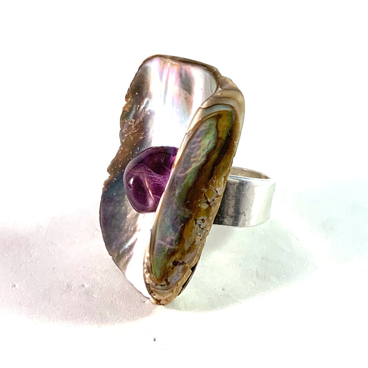 Västerås, Sweden Vintage Bold Sterling Silver Mother of Pearl Amethyst Ring.