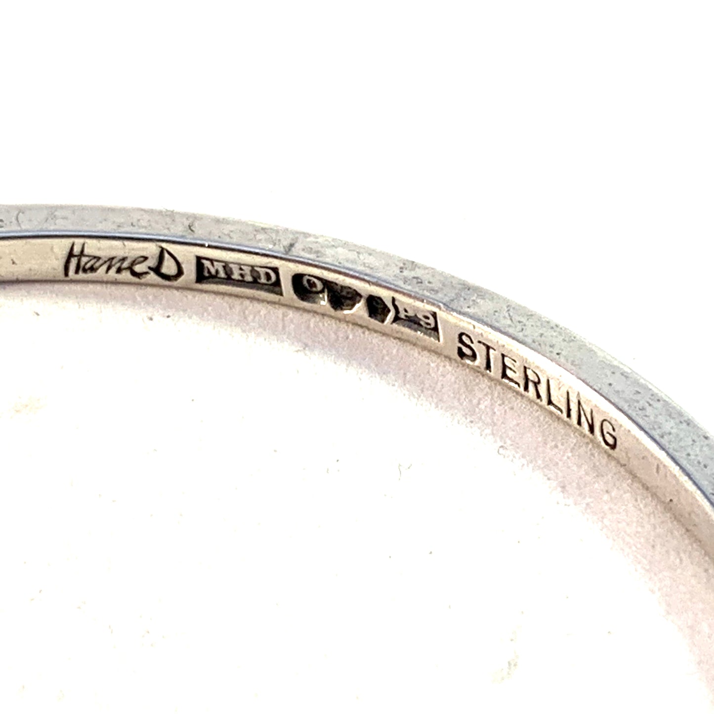 Hasse Dahlström, Sweden 1965 Sterling Silver Bangle Bracelet. Signed