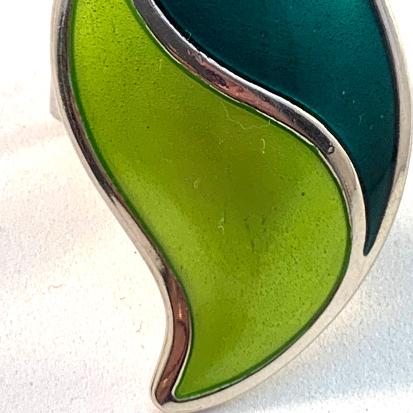 Millie Behrens for David Andersen, Norway Bold and Large Sterling Silver Green Enamel Vintage Adjustable Ring.