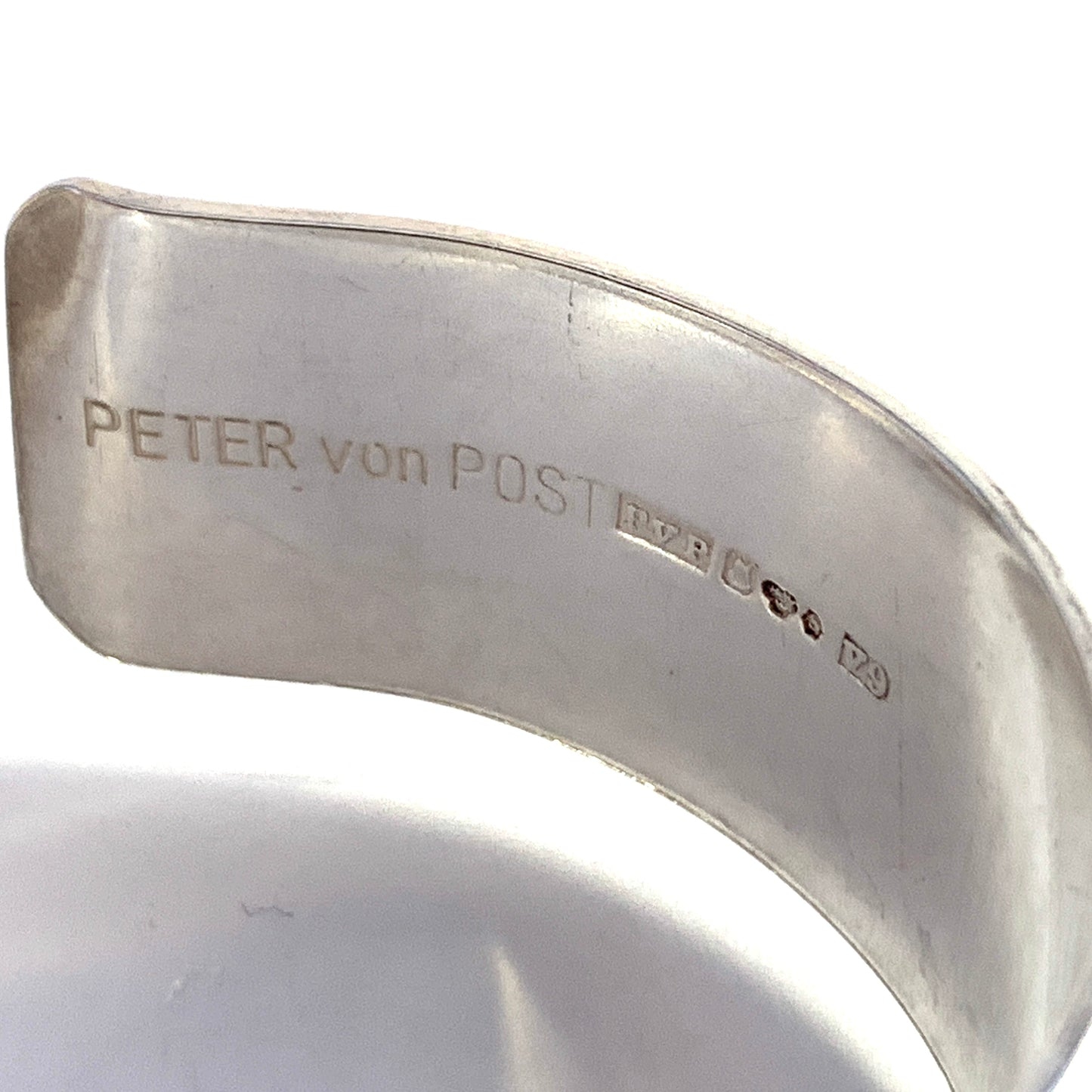 Peter Von Post, Stockholm 1971. Bold Sterling Silver Cuff Bracelet. Signed