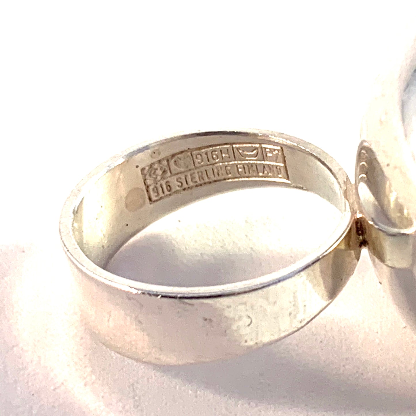 Erik Granit, Finland 1967 Sterling Silver Space Age Modernist Ring. Signed.