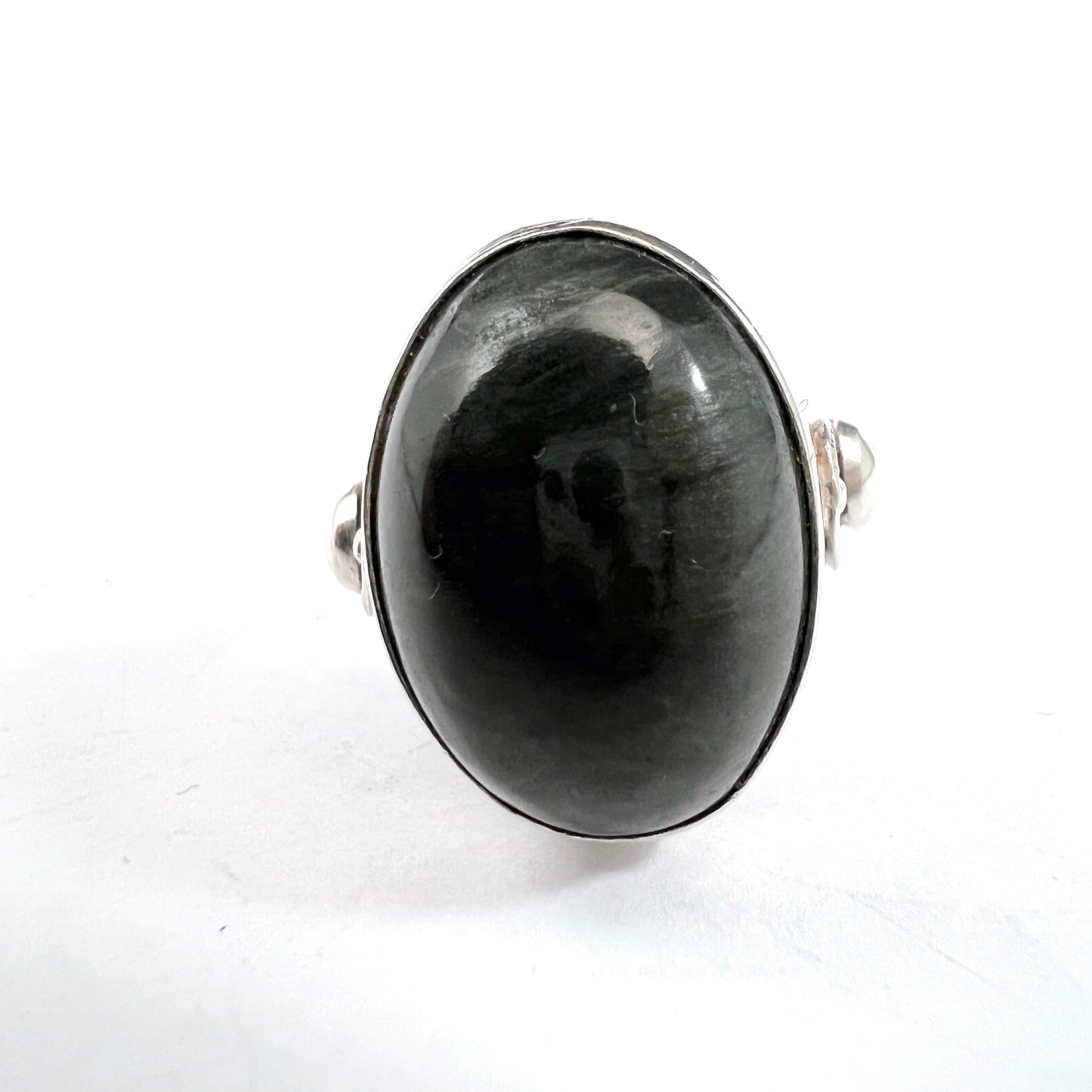 Krakow, Poland 1972. Vintage Solid Silver Dark Green Hardstone Ring.