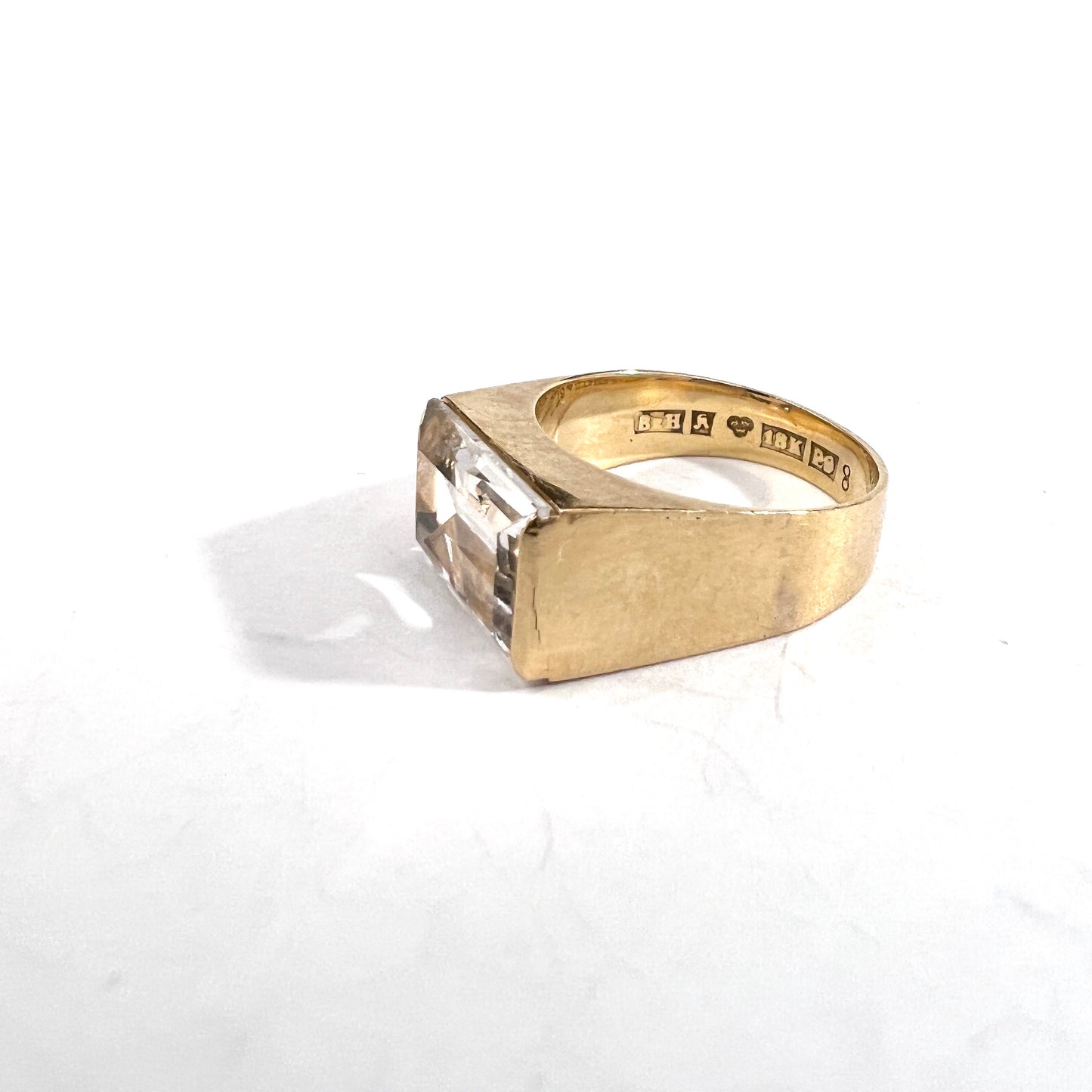 Bengt Hallberg Sweden 1965. Vintage 18k Gold Rock Crystal Ring.