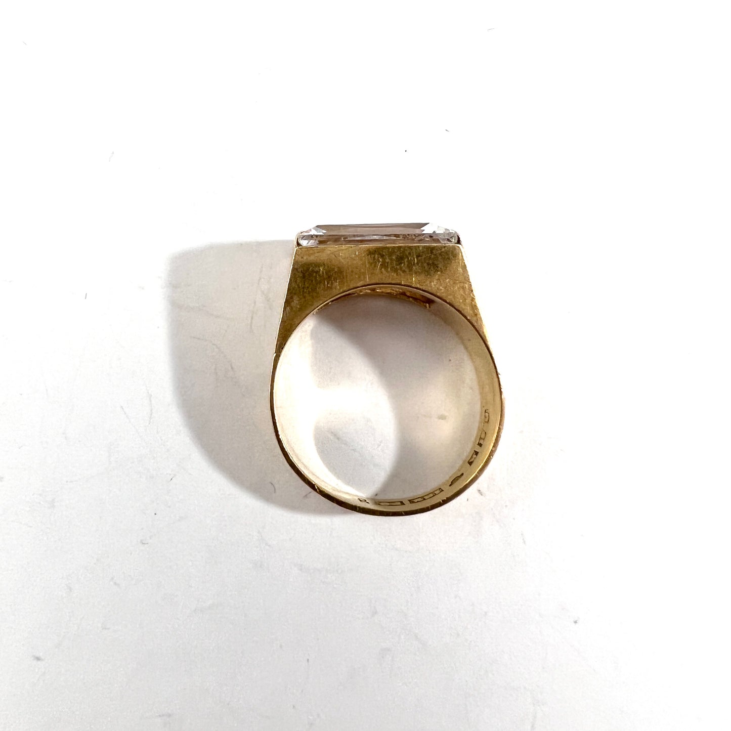 Bengt Hallberg Sweden 1965. Vintage 18k Gold Rock Crystal Ring.