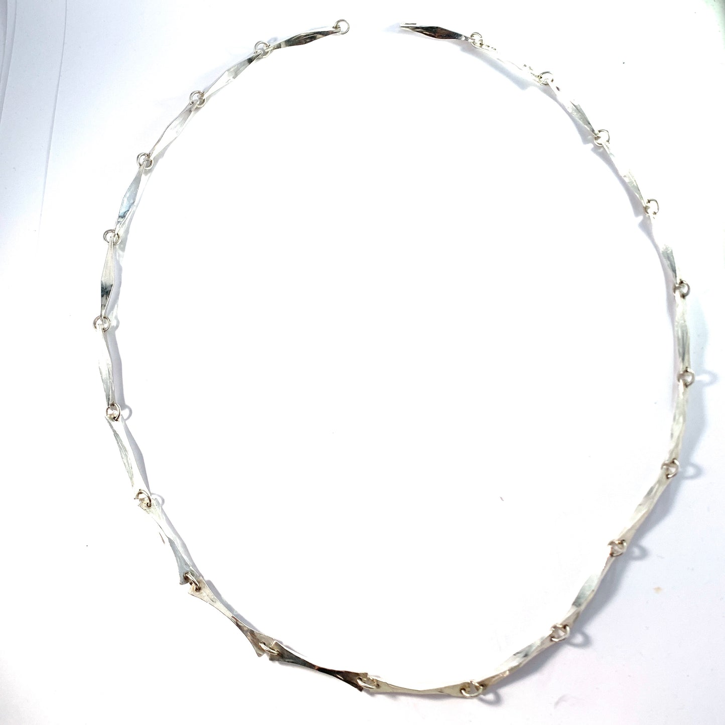 Rey Urban, Sweden 1974. Vintage Sterling Silver Hand-hammered Long Link Necklace. Signed. 31"