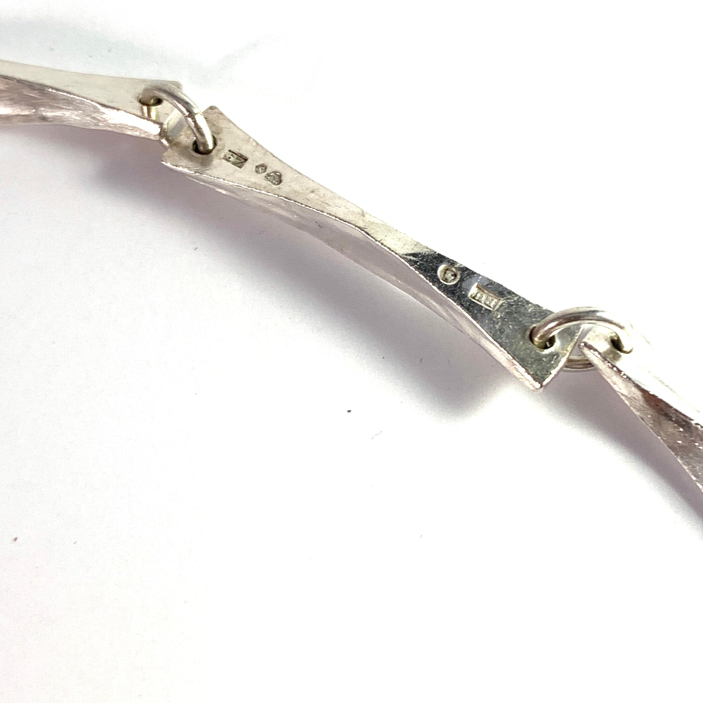 Rey Urban, Sweden 1974. Vintage Sterling Silver Hand-hammered Long Link Necklace. Signed. 31"