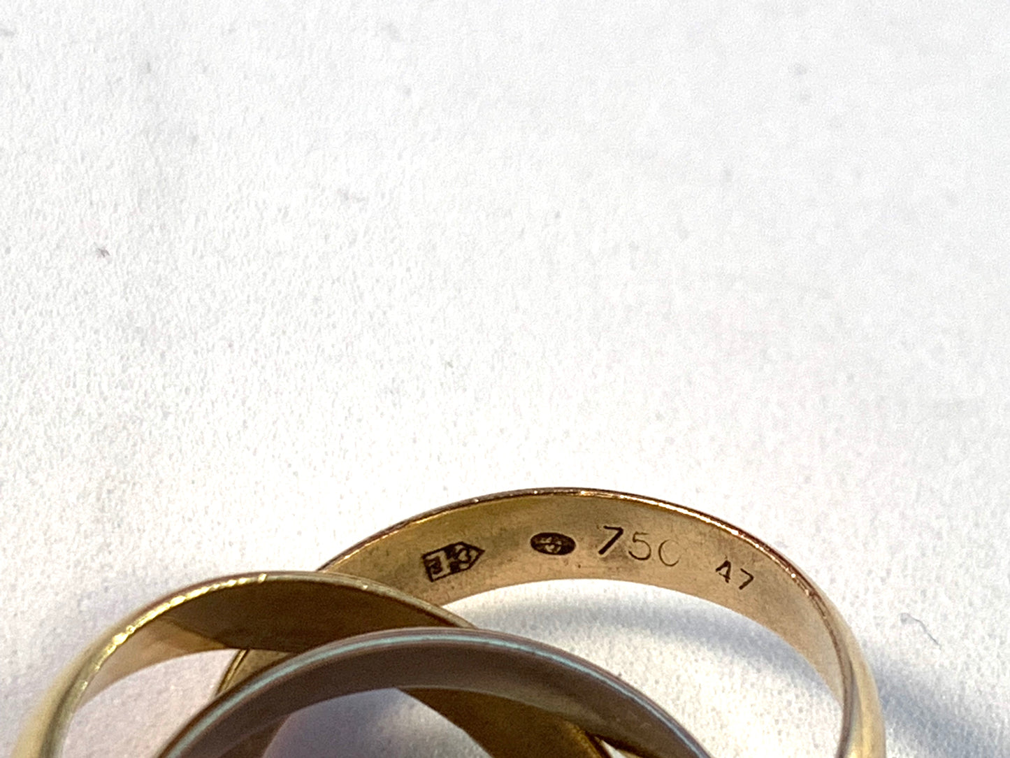 Les Must De Cartier, Vintage 18k Gold Trinity Ring. In Original Box.