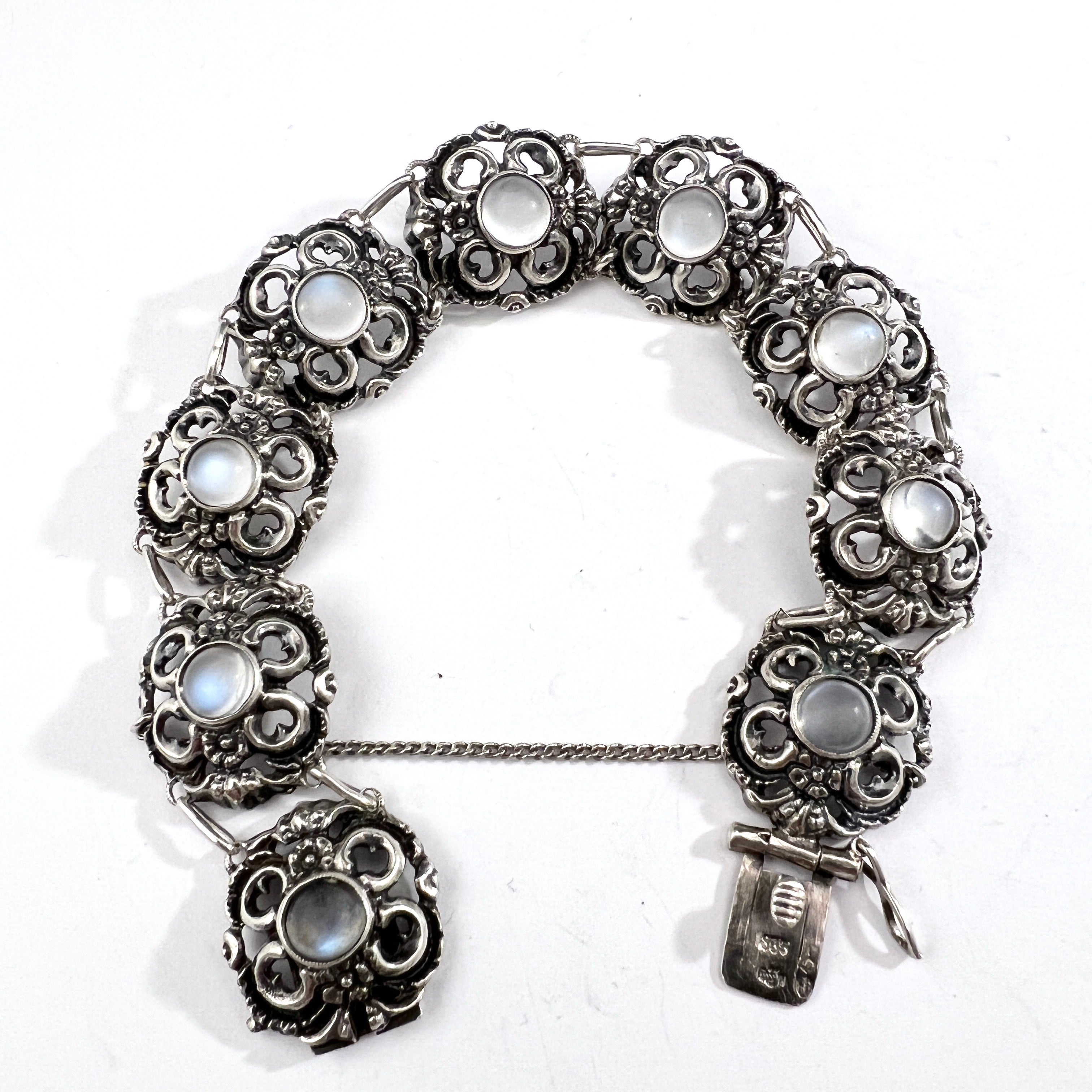 Germany c 1930s. Vintage 835 Silver Moonstone Bracelet. – T