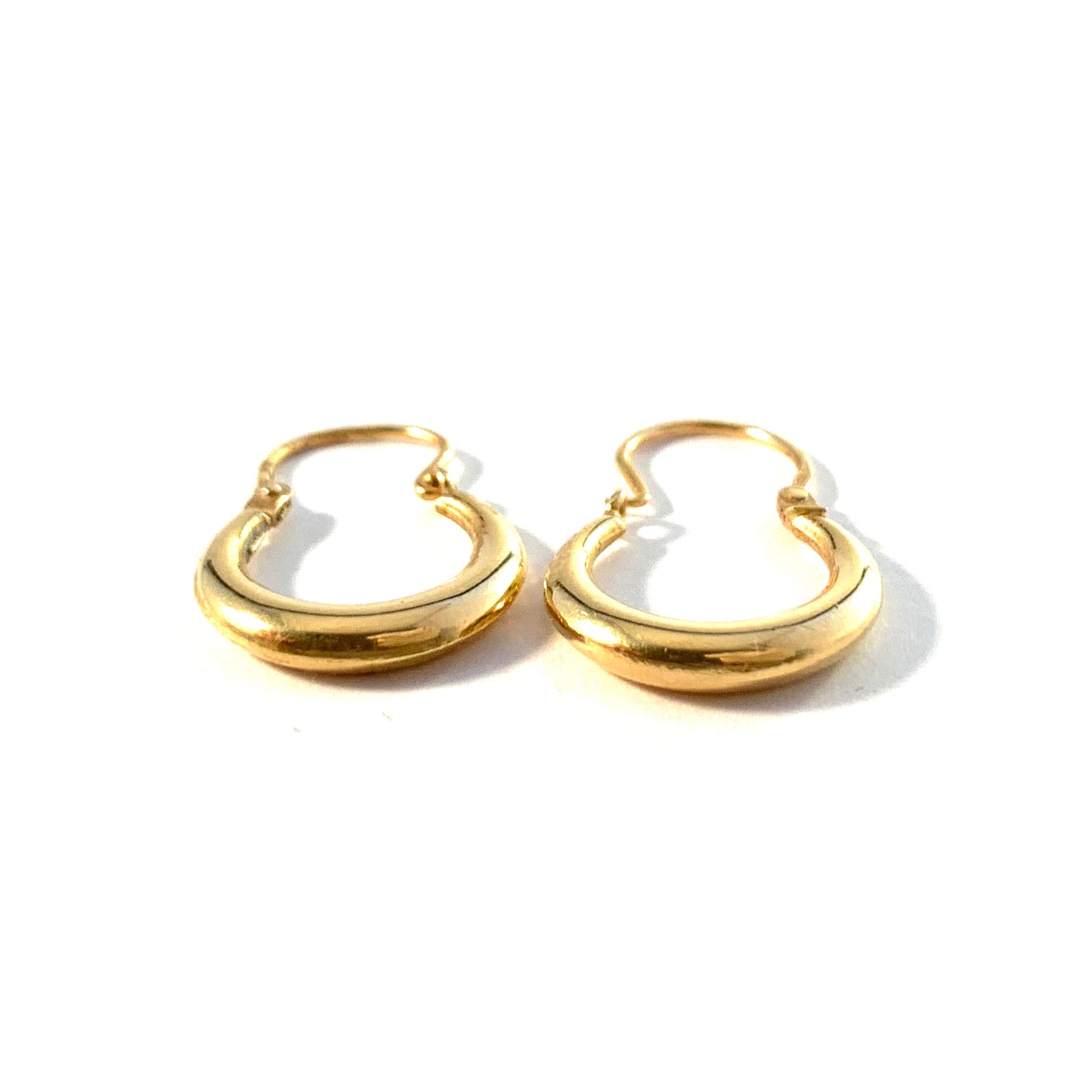 Sweden c 1950s. Vintage Mid Century 18k Gold Earrings.