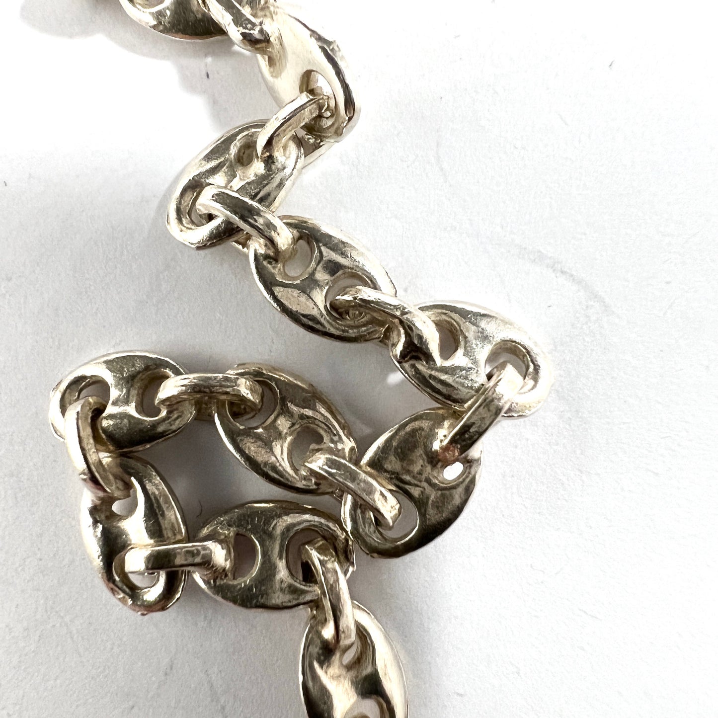 Arezzo, Italy. Vintage Mid-Century 800 Silver Long Coffee Bean Chain Necklace.