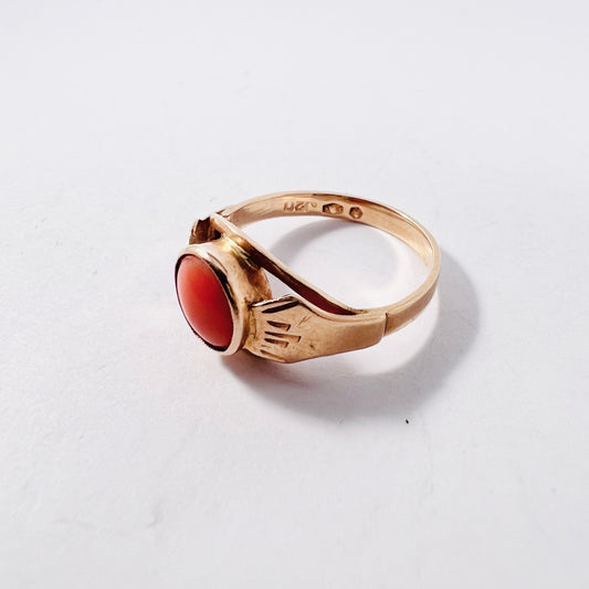 Poland. Vintage 14k Gold Coral Ring. Size 7.