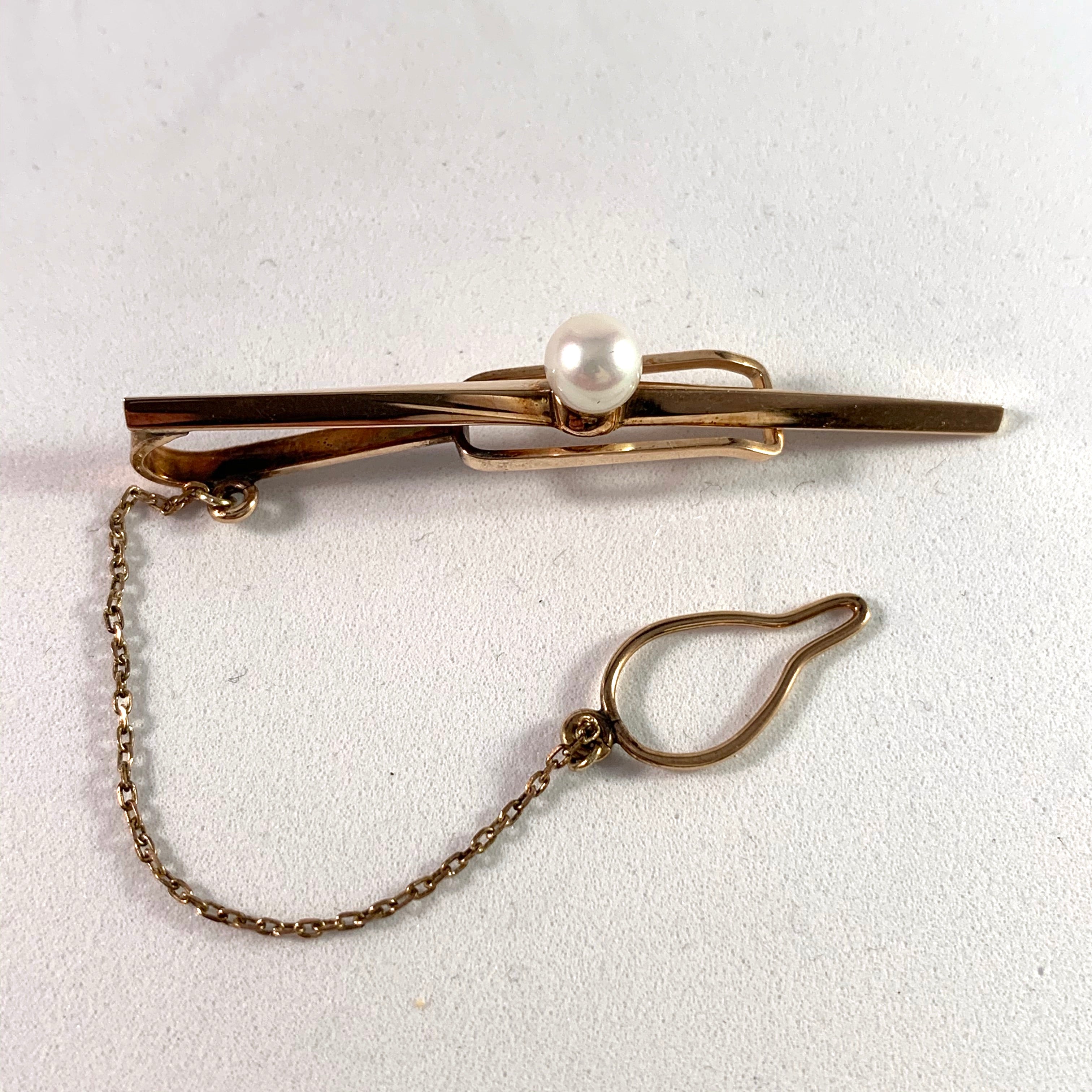 Maker WAKO, Japan Vintage 10k Gold Cultured Pearl Tie Bar