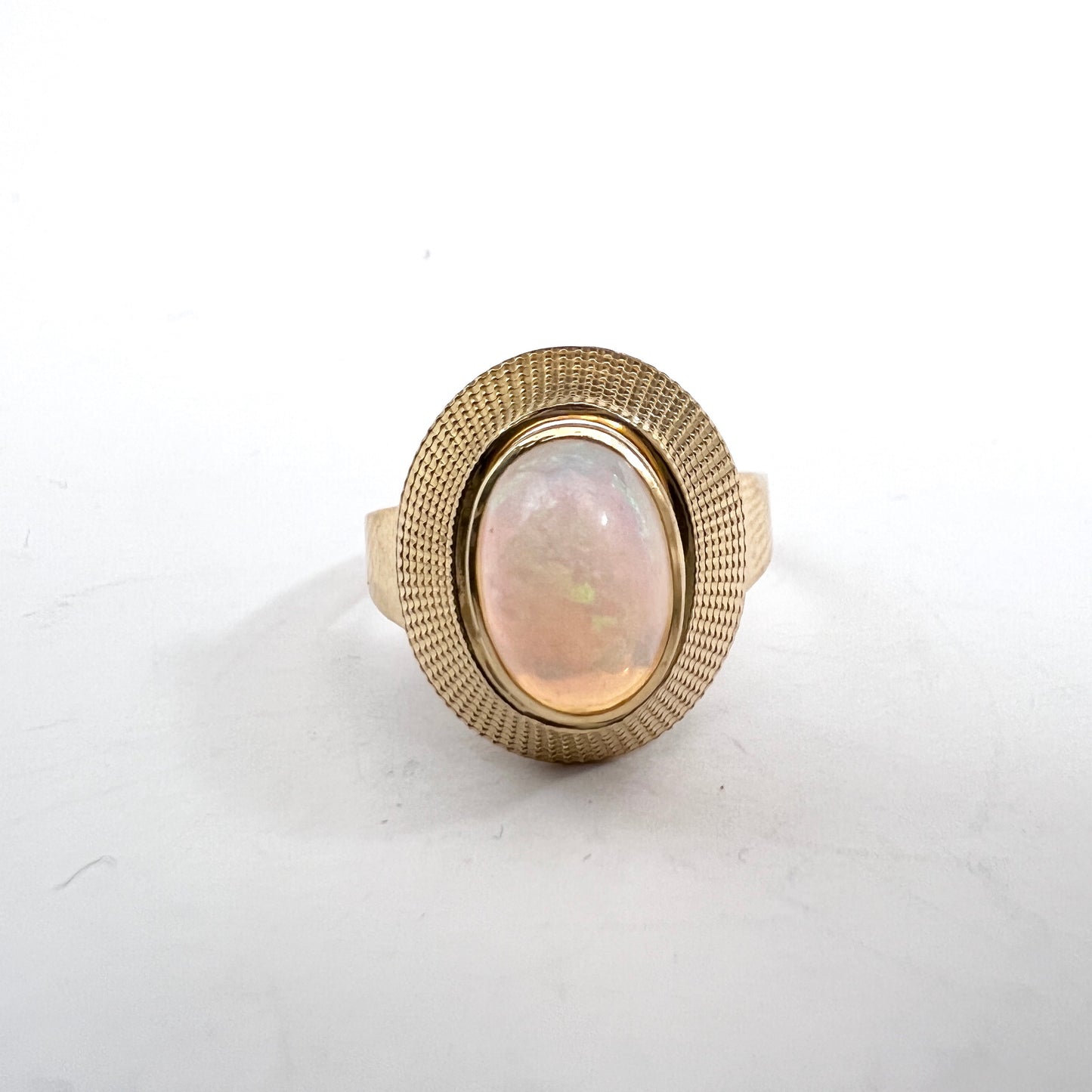 Sweden c 1970s. Vintage 18k Gold Opal Ring.