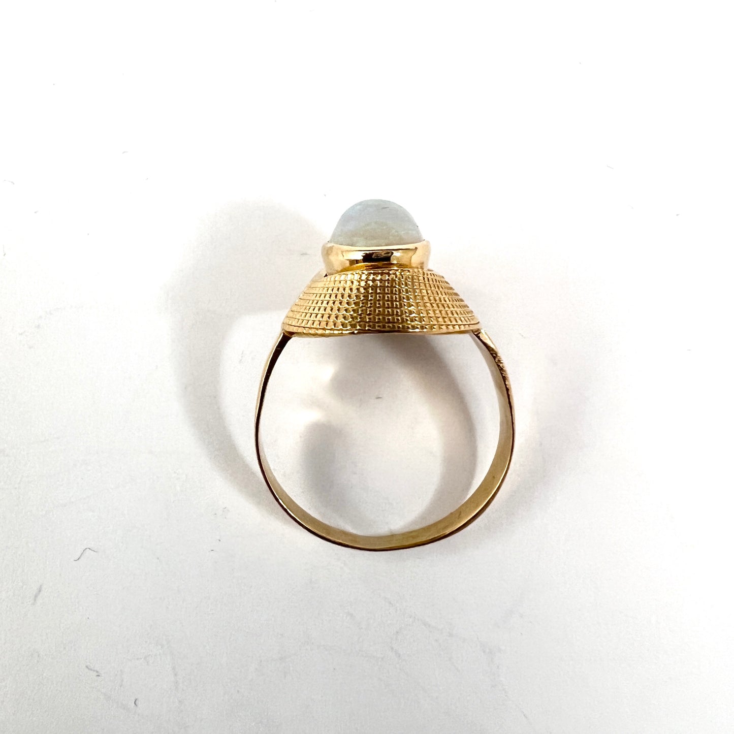 Sweden c 1970s. Vintage 18k Gold Opal Ring.