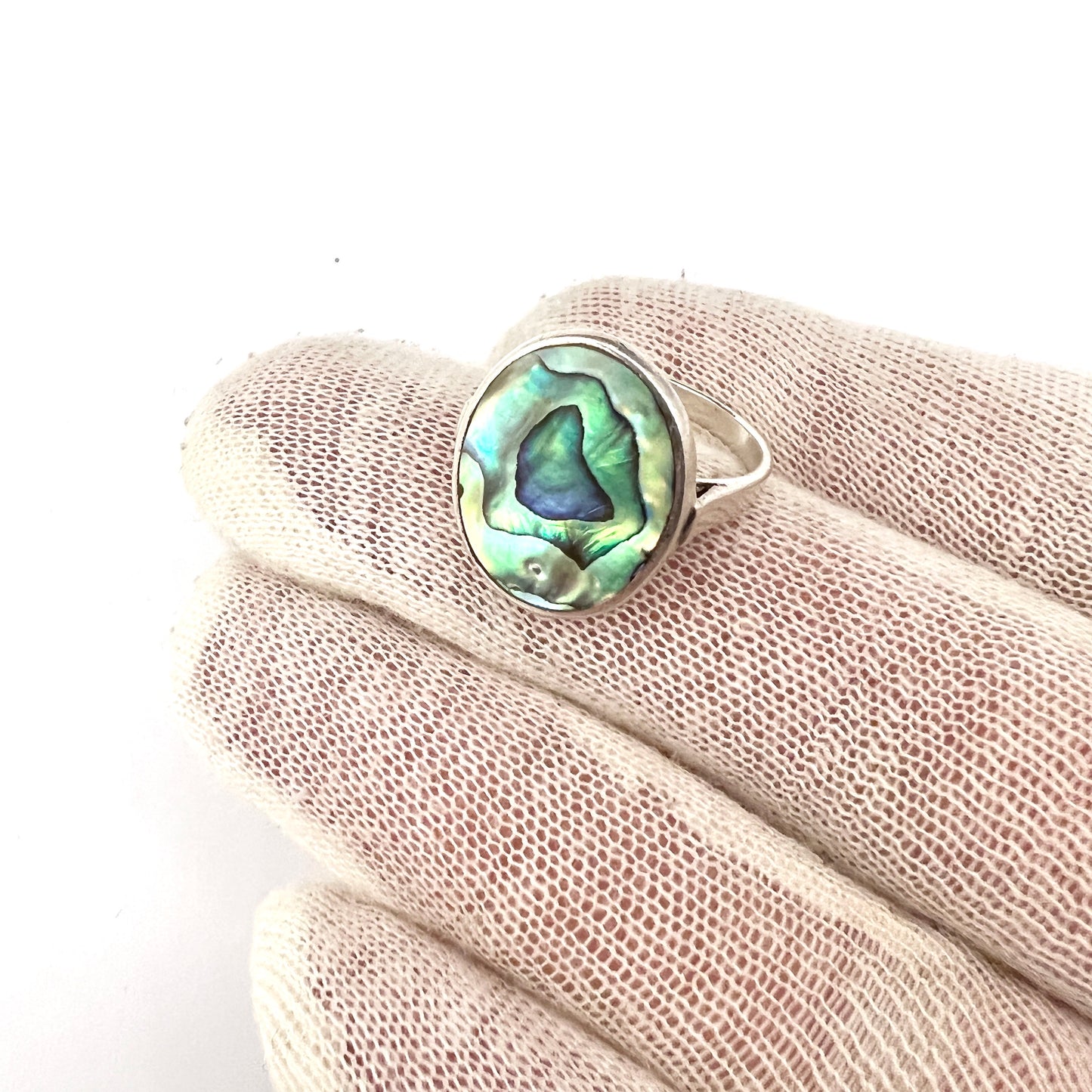 Vintage 1950s. Sterling Silver Abalone Ring.