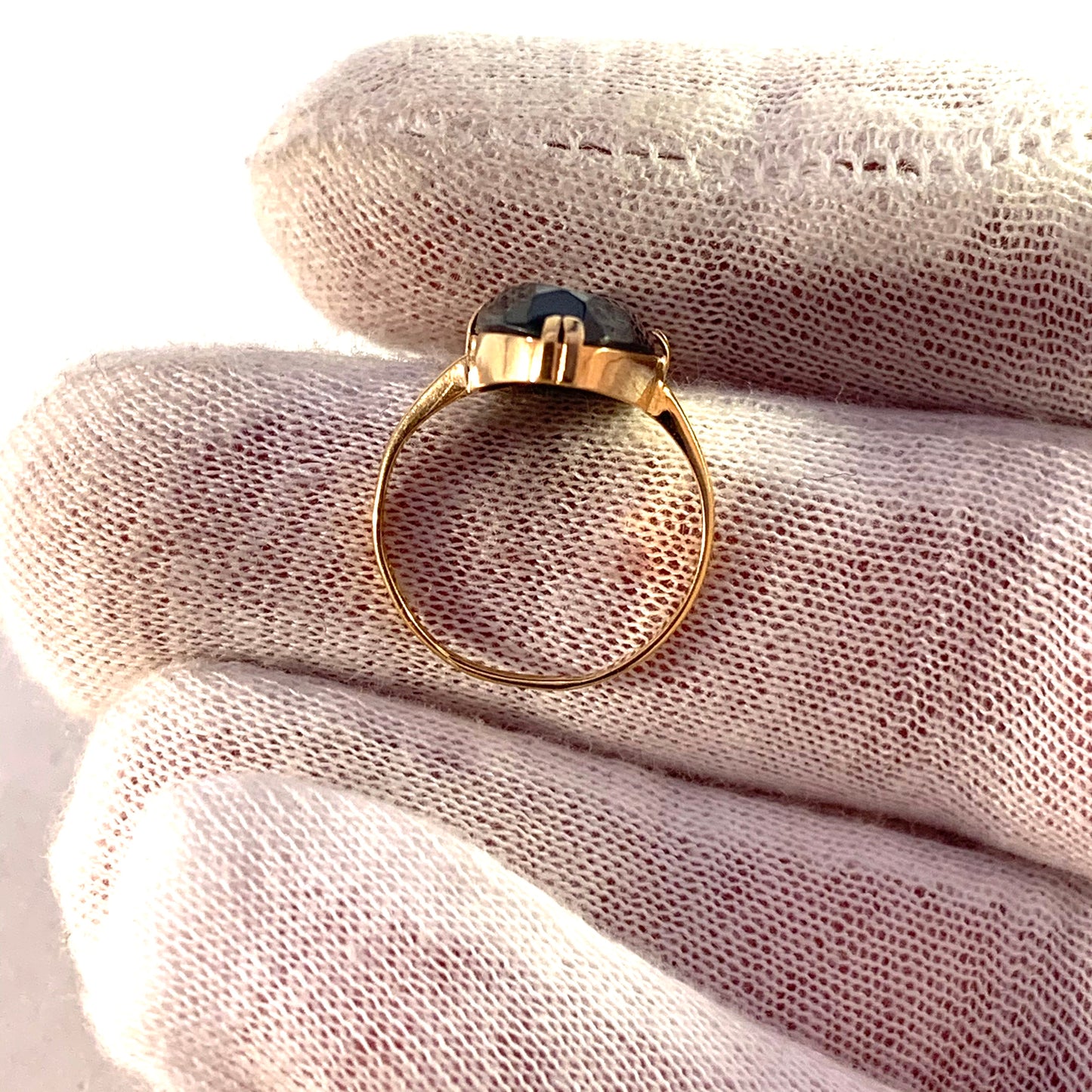 Johan Petersson, Stockholm 1930s Art Deco 18k Gold Onyx Ring.