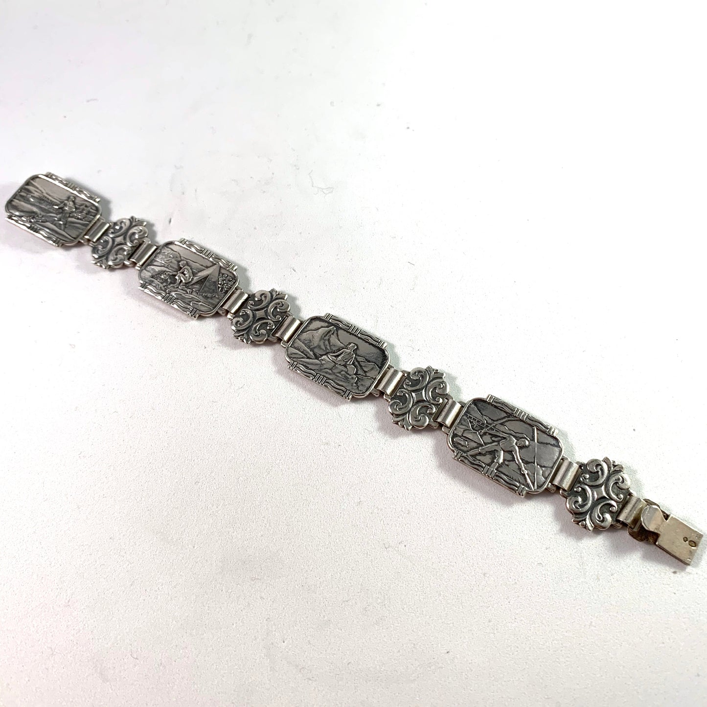 Willy Winnæs, Norway 1950s Solid 830 Silver "Hiking In The Mountains" Bracelet.