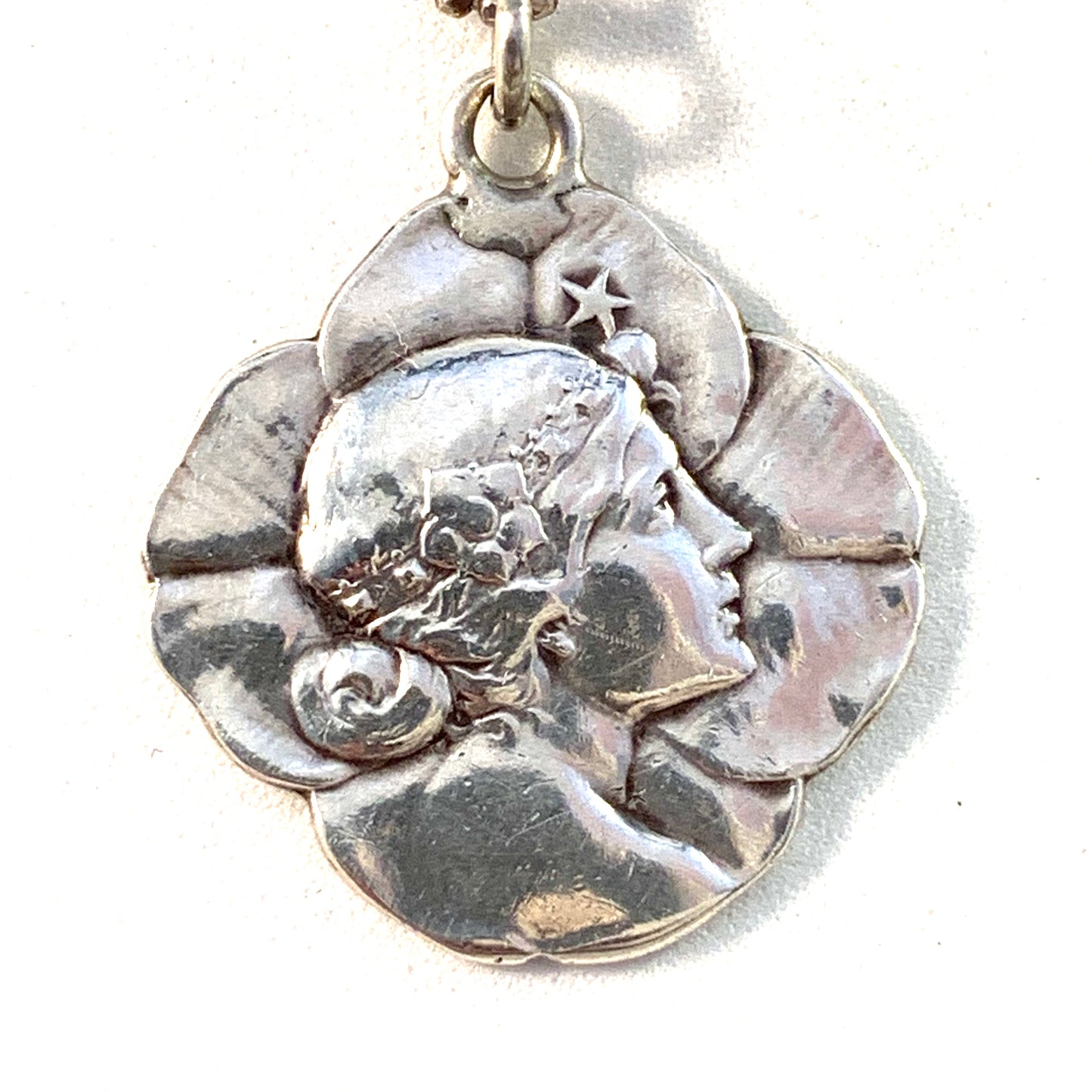 Germany / Austria 1920s Art Nouveau Solid 830 Silver Pendant Necklace.