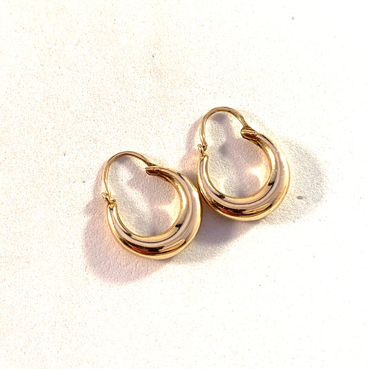 Juvelfabriken, Stockholm year 1951 Mid Century 18k Gold Earrings.