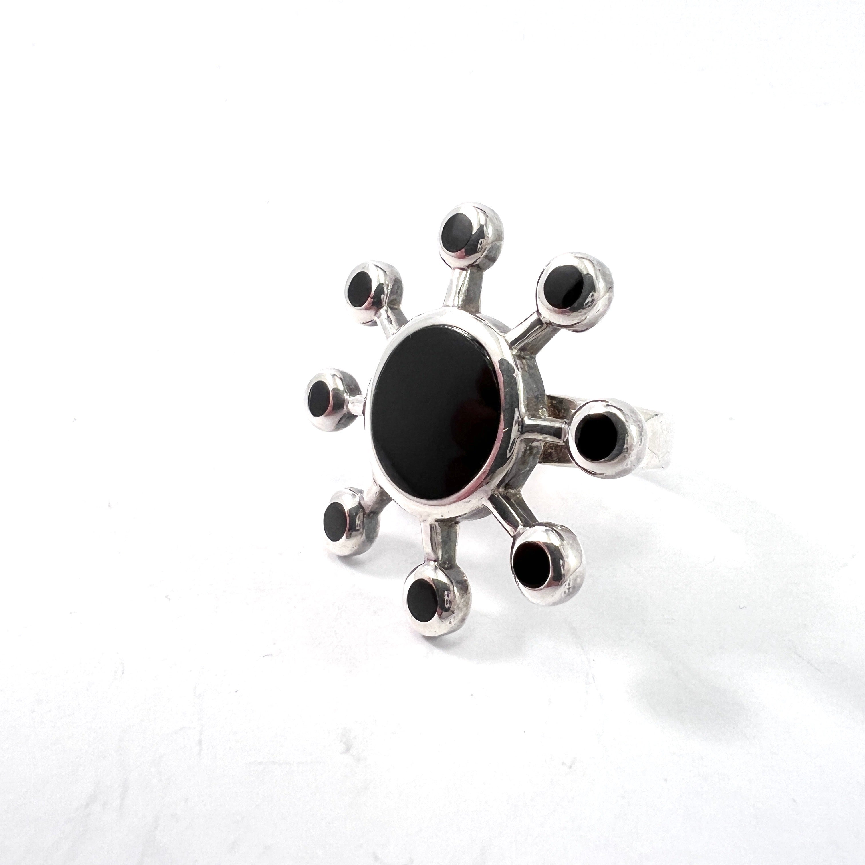 Bold Vintage Sterling Silver Onyx Ring.