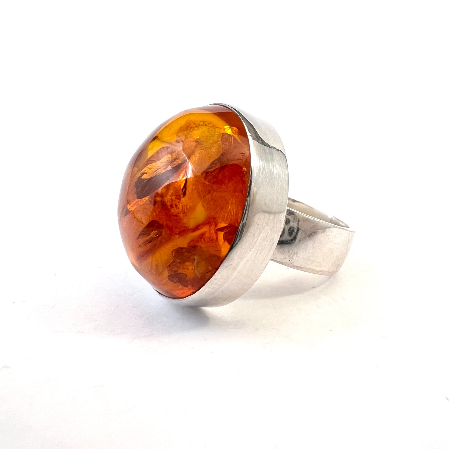 Einer Fehrn, Denmark 1960s. Bold Vintage Sterling Silver Amber Ring.