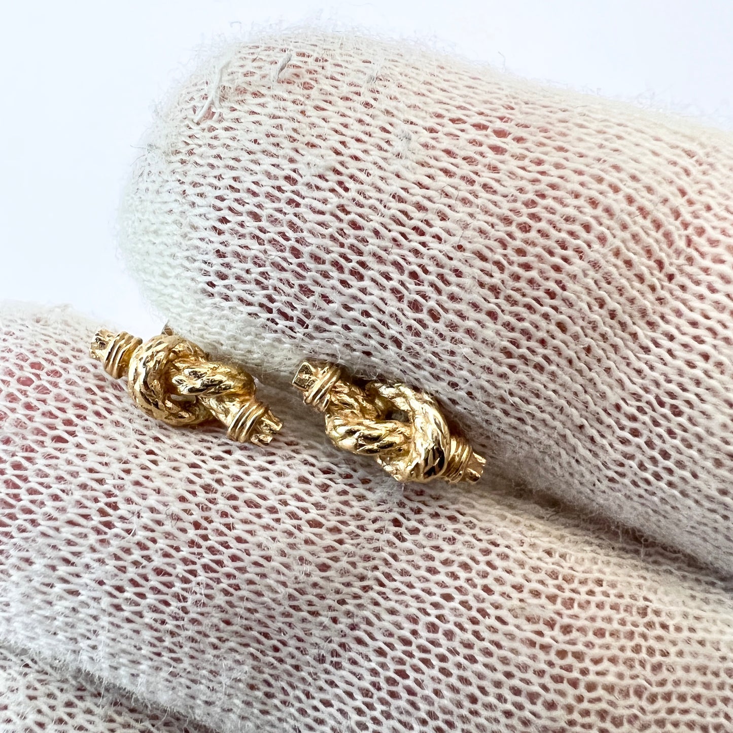 Theresia Hvorslev, Sweden. 18k Gold Love knot Stud Earrings.