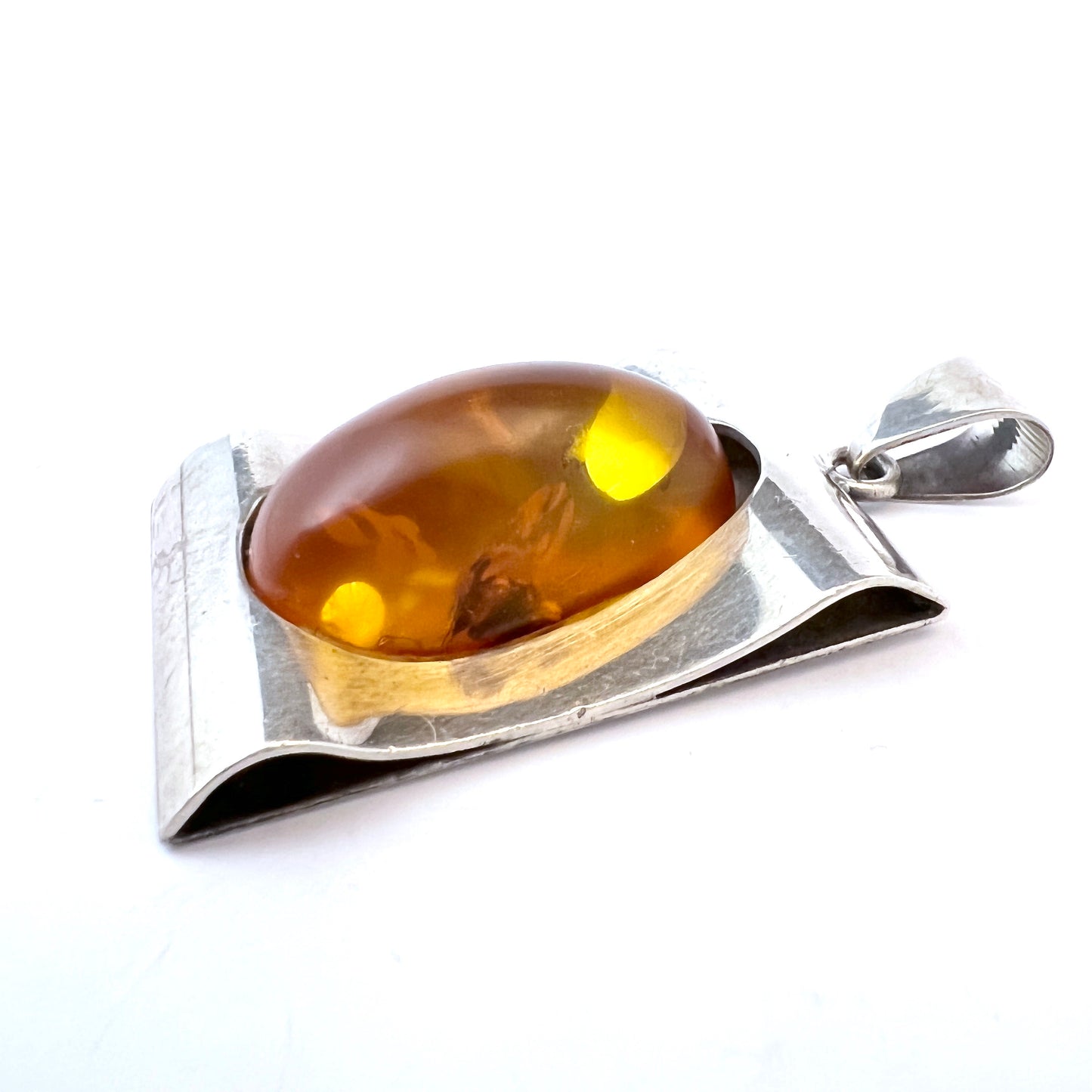 Vintage Sterling Silver Baltic Amber Pendant.