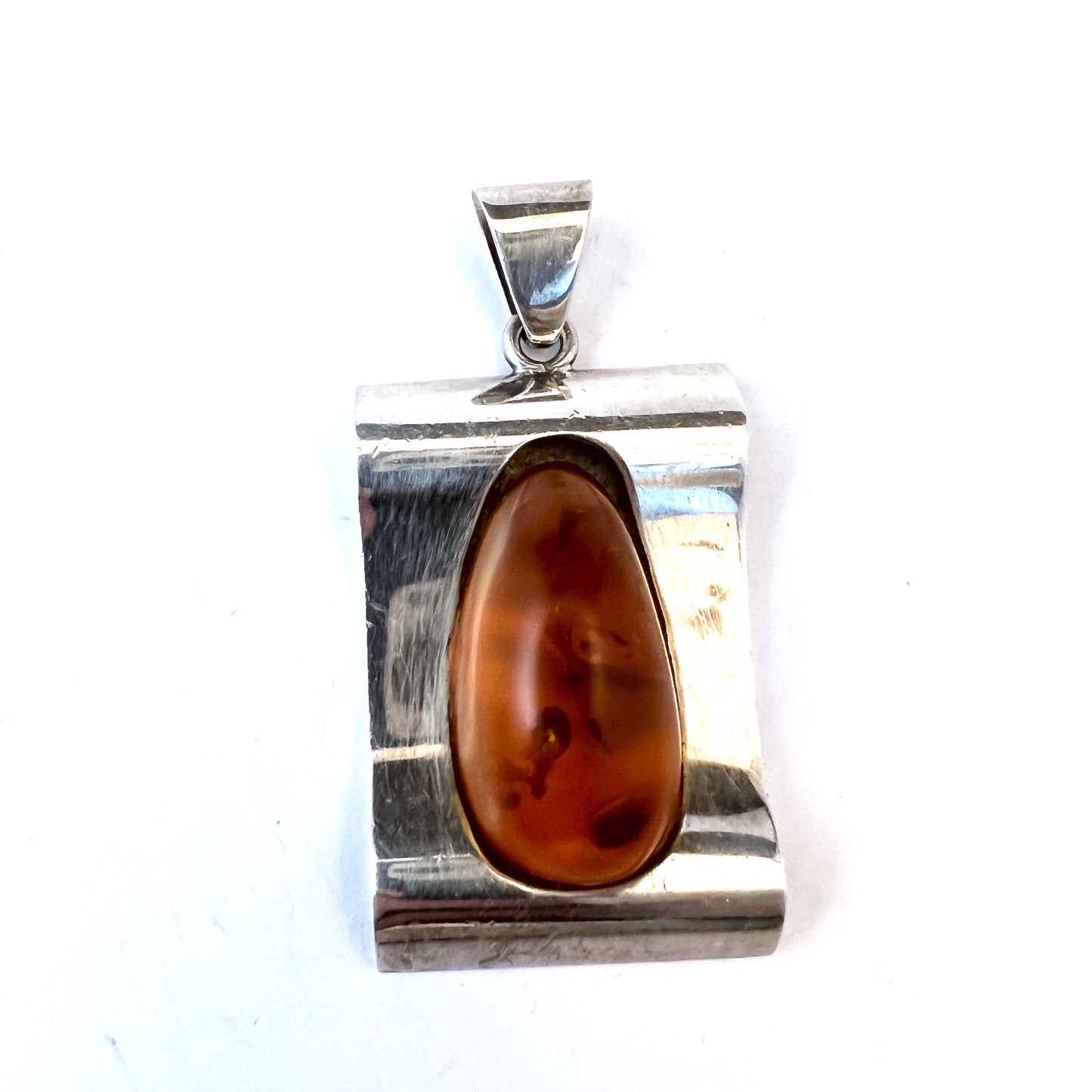 Vintage Sterling Silver Baltic Amber Pendant.