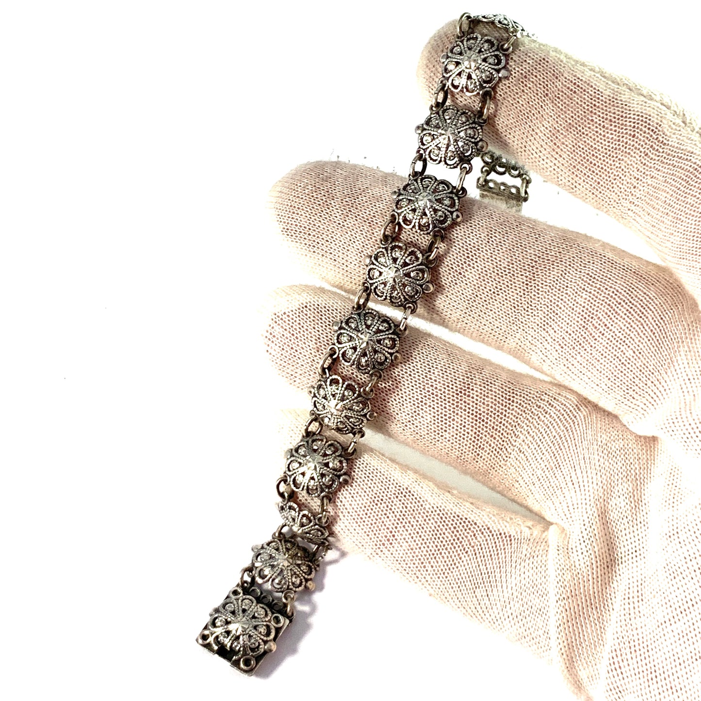 Konrad Wolff, Finland year 1933. Solid Silver Bracelet.