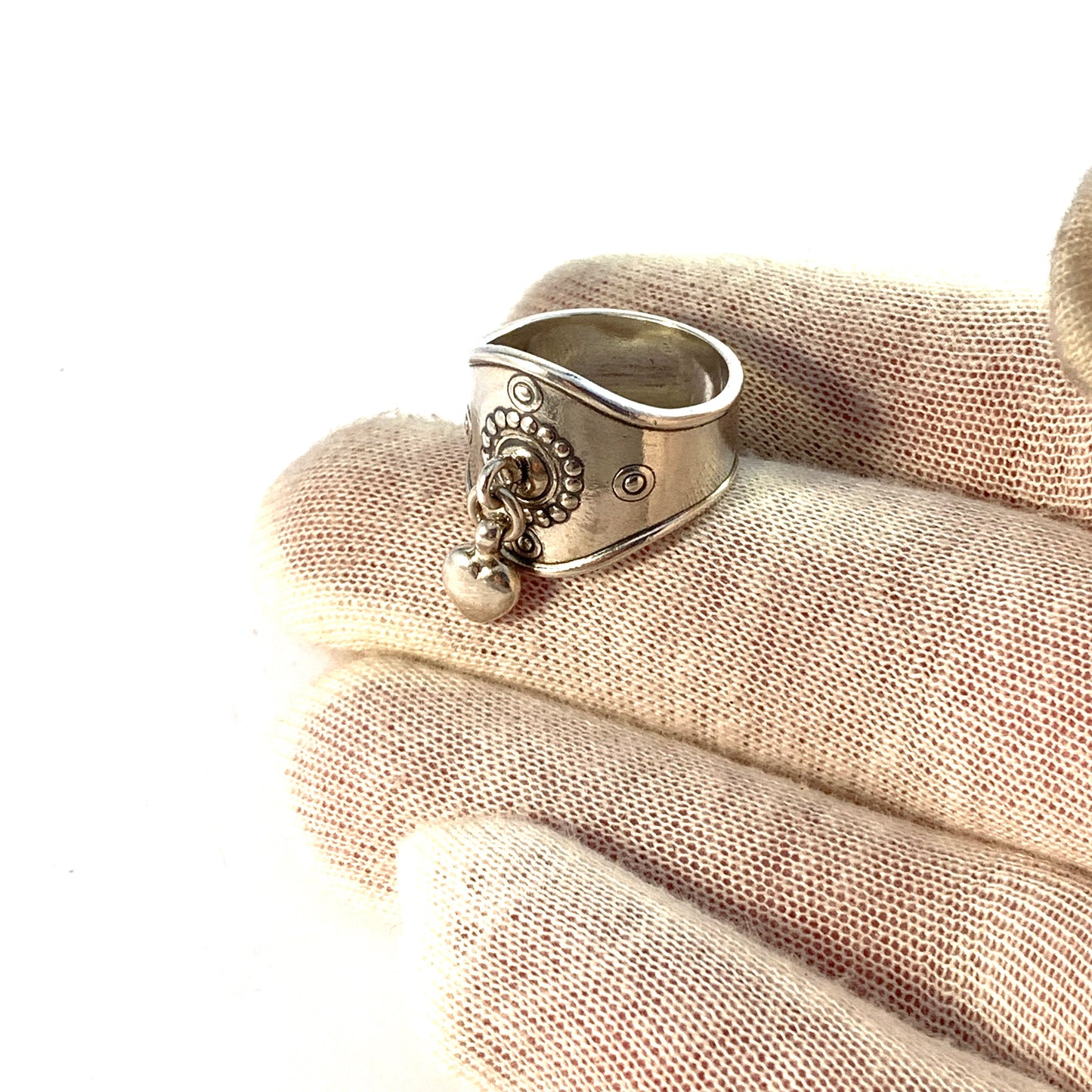 Kalevala Koru, Finland Sterling Silver Heart Ring.