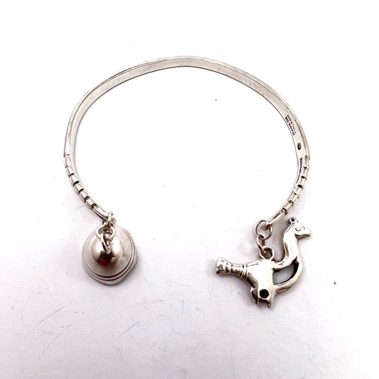 Holger Lindstrom for Kalevala Koru, Finland 1953 Early Solid Silver Charm Bracelet.