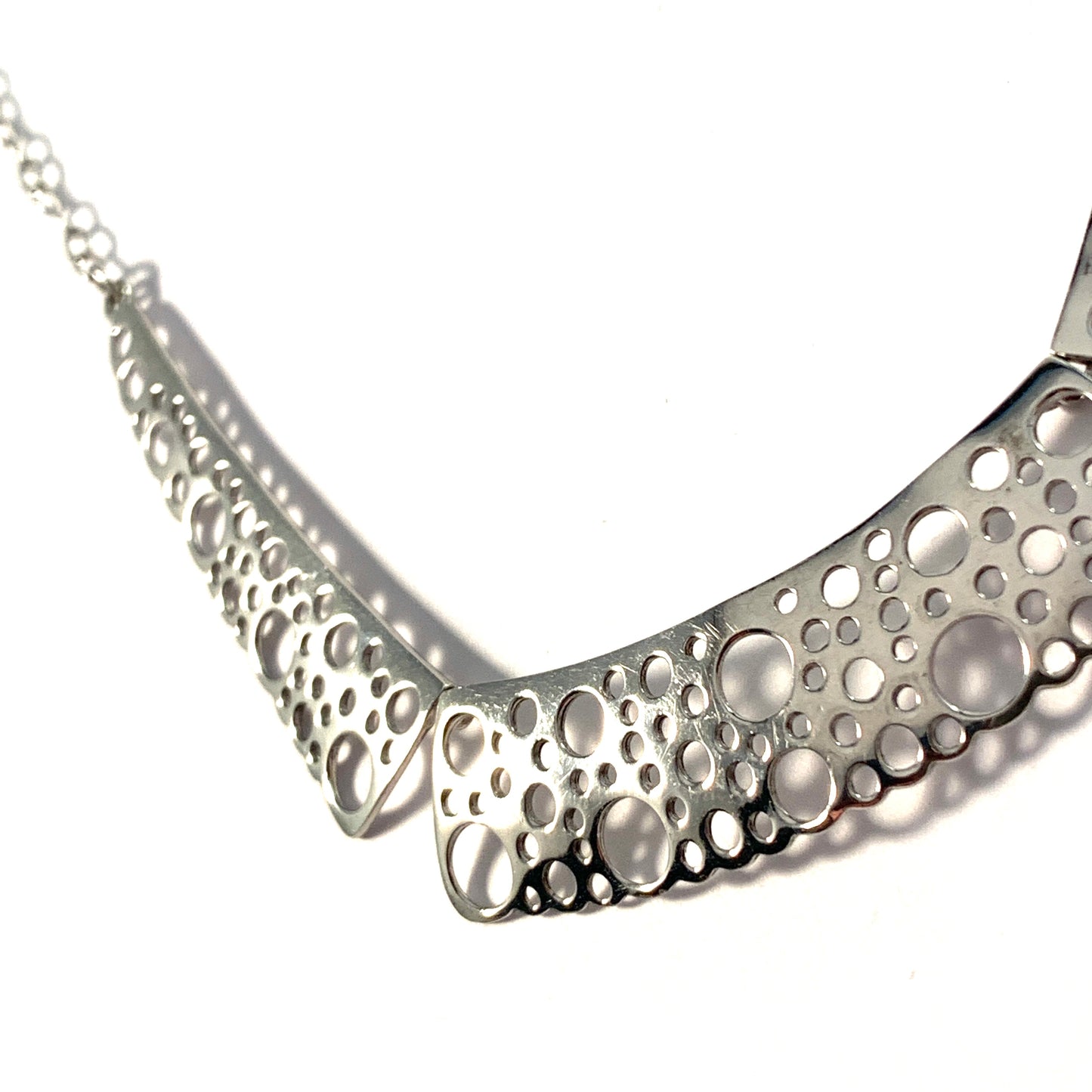 Kultakeskus, Finland. Design Liisa Vitali, Vintage Sterling Silver Necklace.