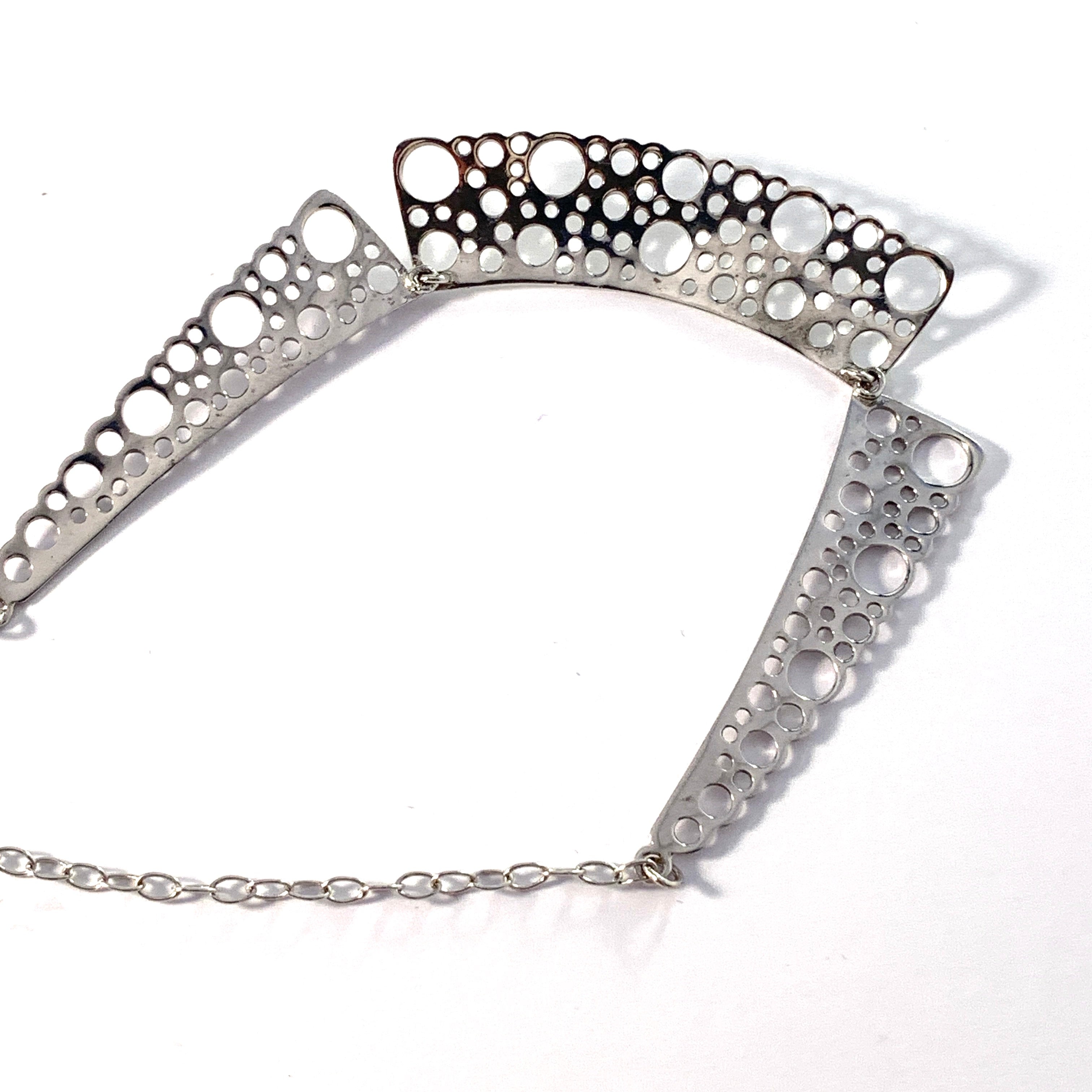 Kultakeskus, Finland. Design Liisa Vitali, Vintage Sterling Silver Necklace.