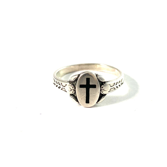 Auran Kultaseppä, Finland. Vintage Solid Silver Enamel Cross Ring.