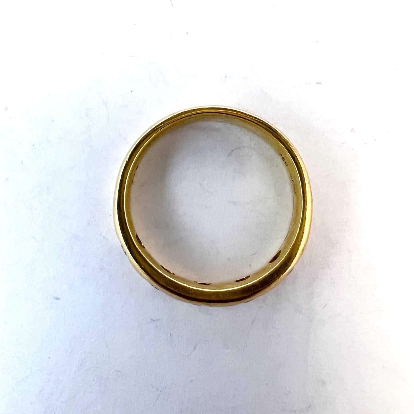 Guldfynd, Sweden. Vintage 18k Gold 0.25ctw Diamond Ring Band.