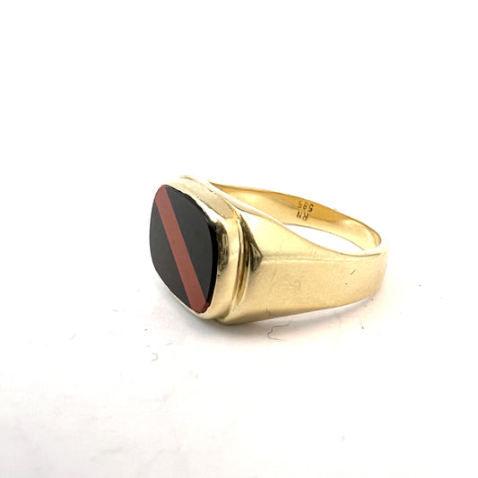 Maker RN, Continental Europe 1940-50s. Vintage 14k Gold Onyx Jasper Signet Ring.