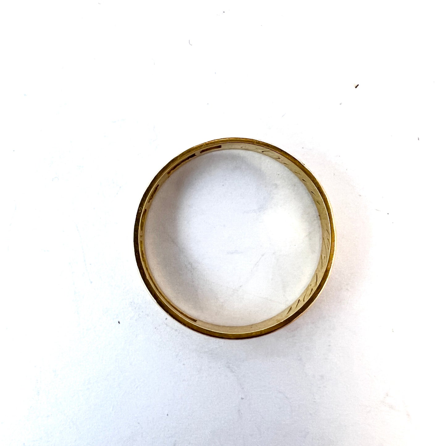 Nordström, Sweden 1911. Antique 18k Gold Wedding Band Ring.