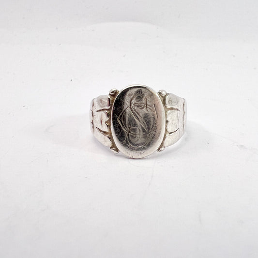 Maker RR, Denmark c 1940s. Solid 830 Silver Signet Ring CS or SC