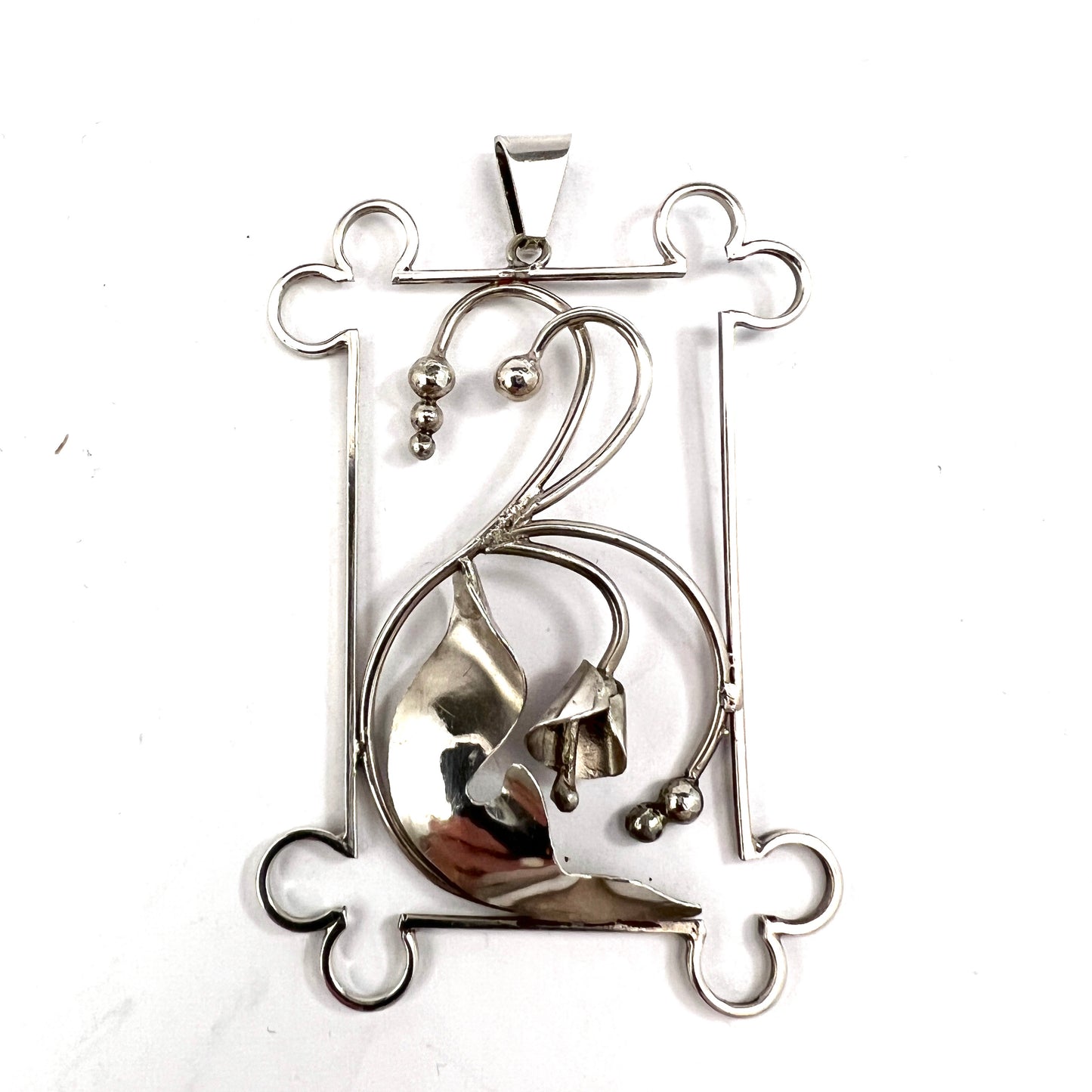 Wilhelm Harbeck, Stockholm, 1948. Vintage Solid Silver Pendant.