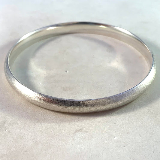 Randers Solvvarefabrik, Denmark. Vintage 1970s Sterling Silver Bangle.