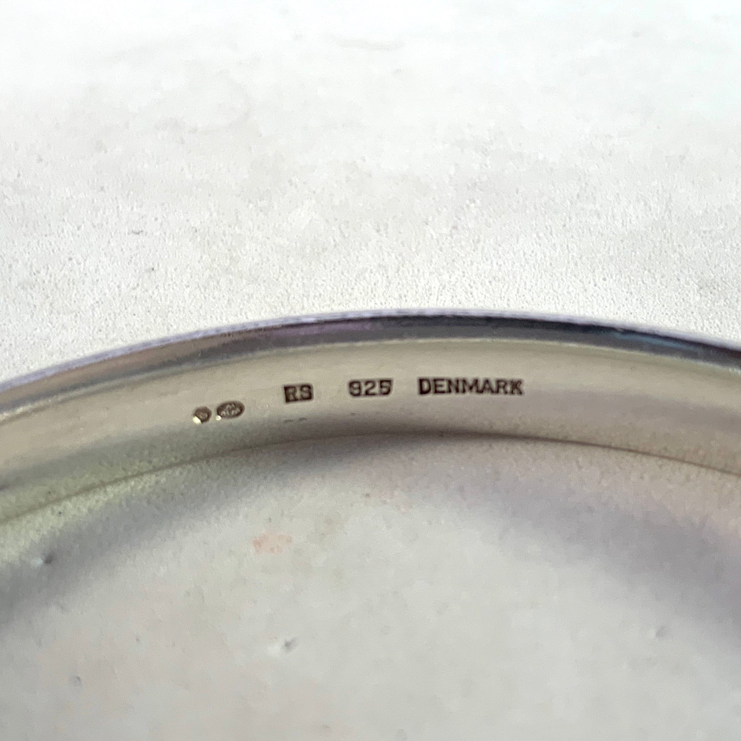 Randers Solvvarefabrik, Denmark. Vintage 1970s Sterling Silver Bangle.