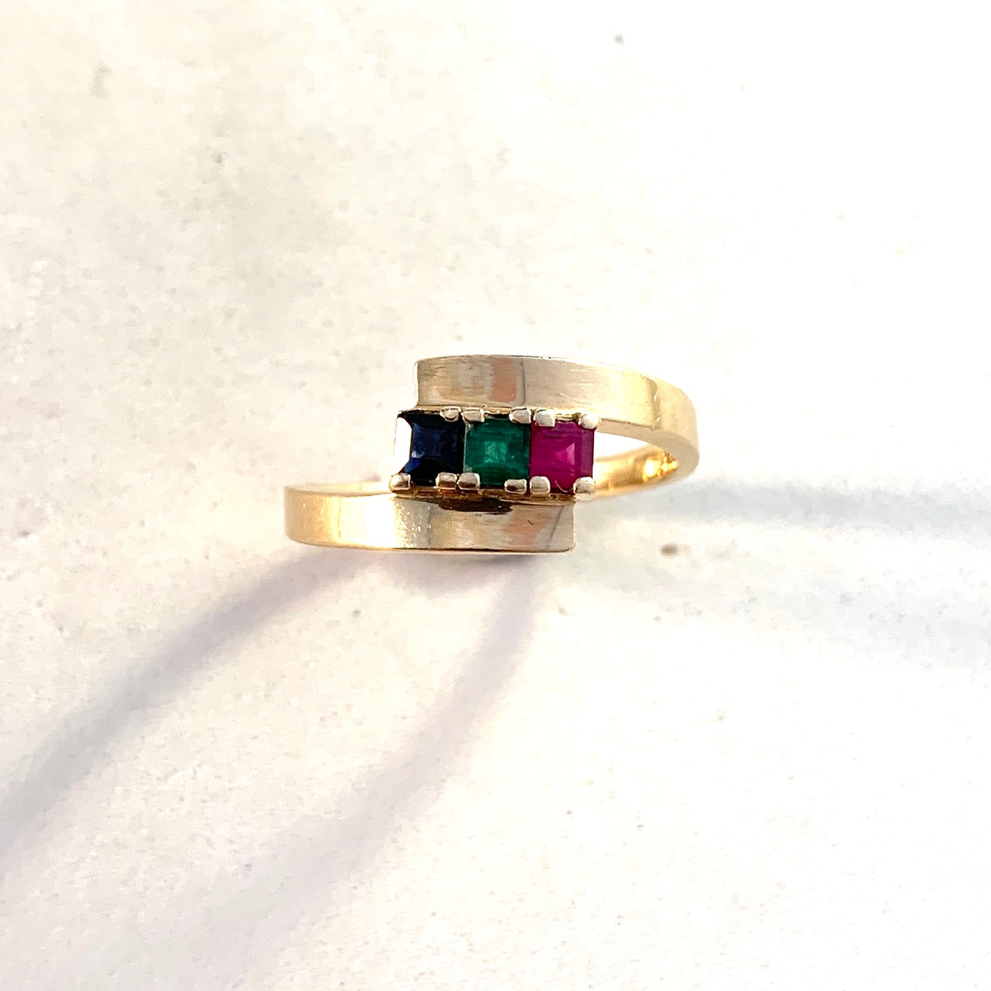 Vintage 14k Gold Synthetic Emerald, Sapphire Ring.