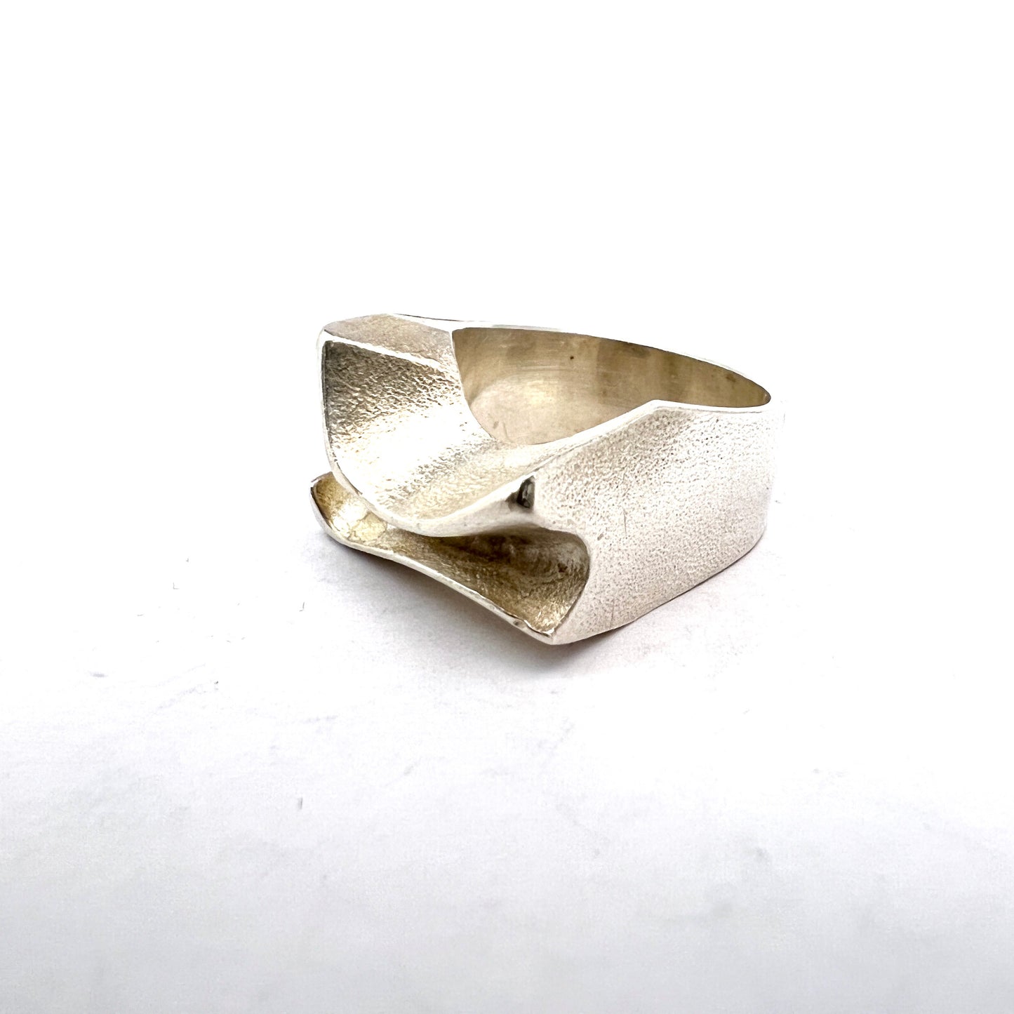 Bjorn Weckstrom, Lapponia, Finland 1974. Sterling Silver Ring. Design: Sirene