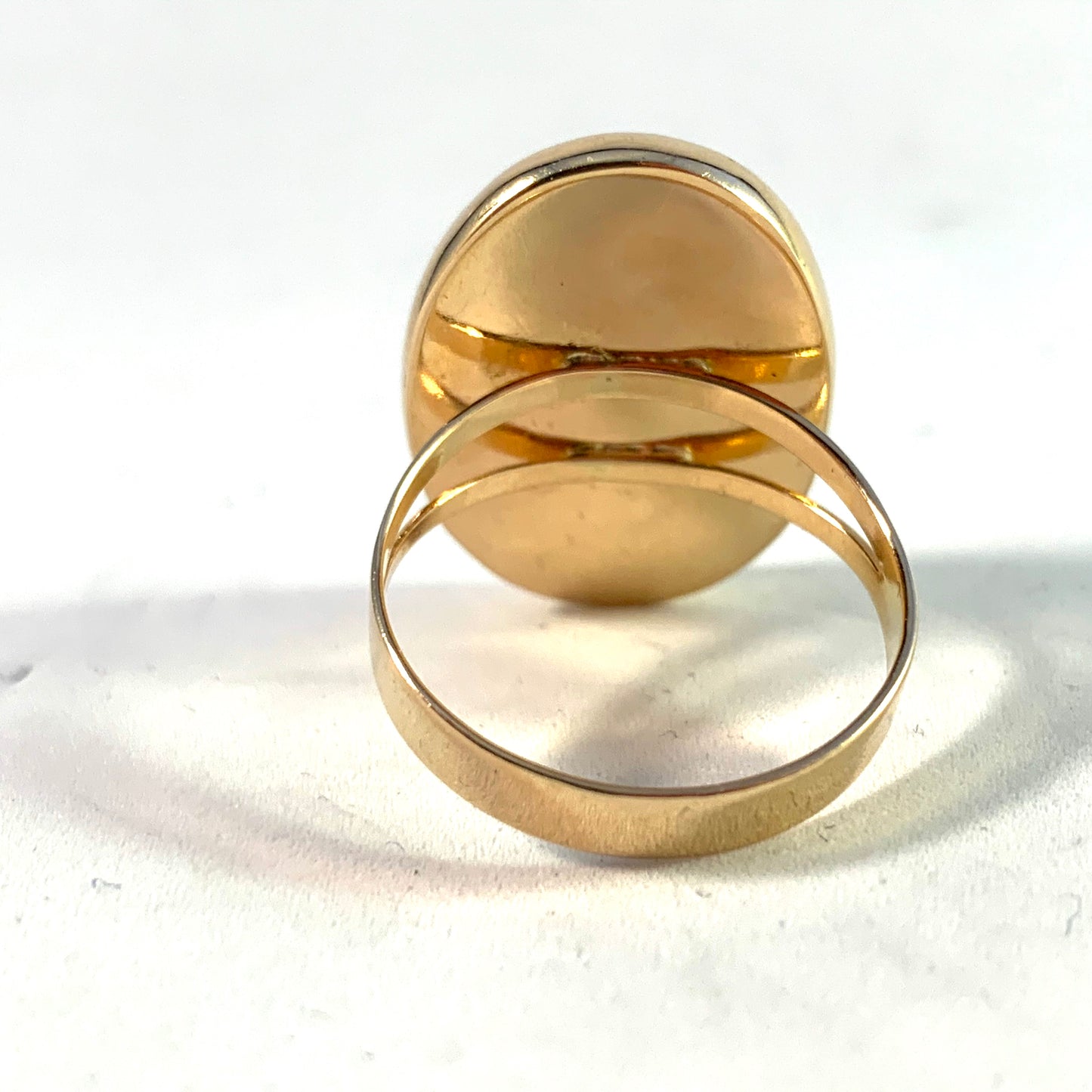 Lauris, Sweden Vintage 18k Gold Bergslagen-stone Ring.