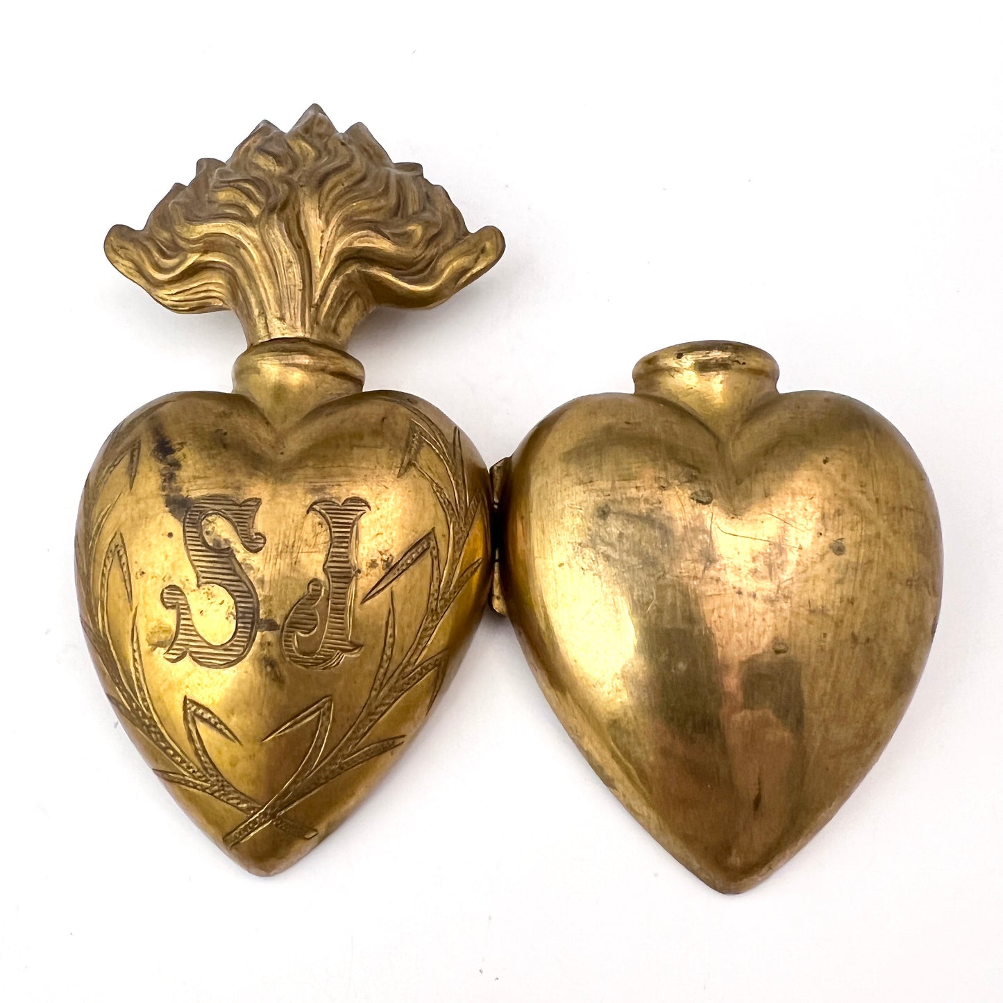 France Antique Large Ex-Voto Sacred Heart Catholic Relic Gilt Metal Pendant.