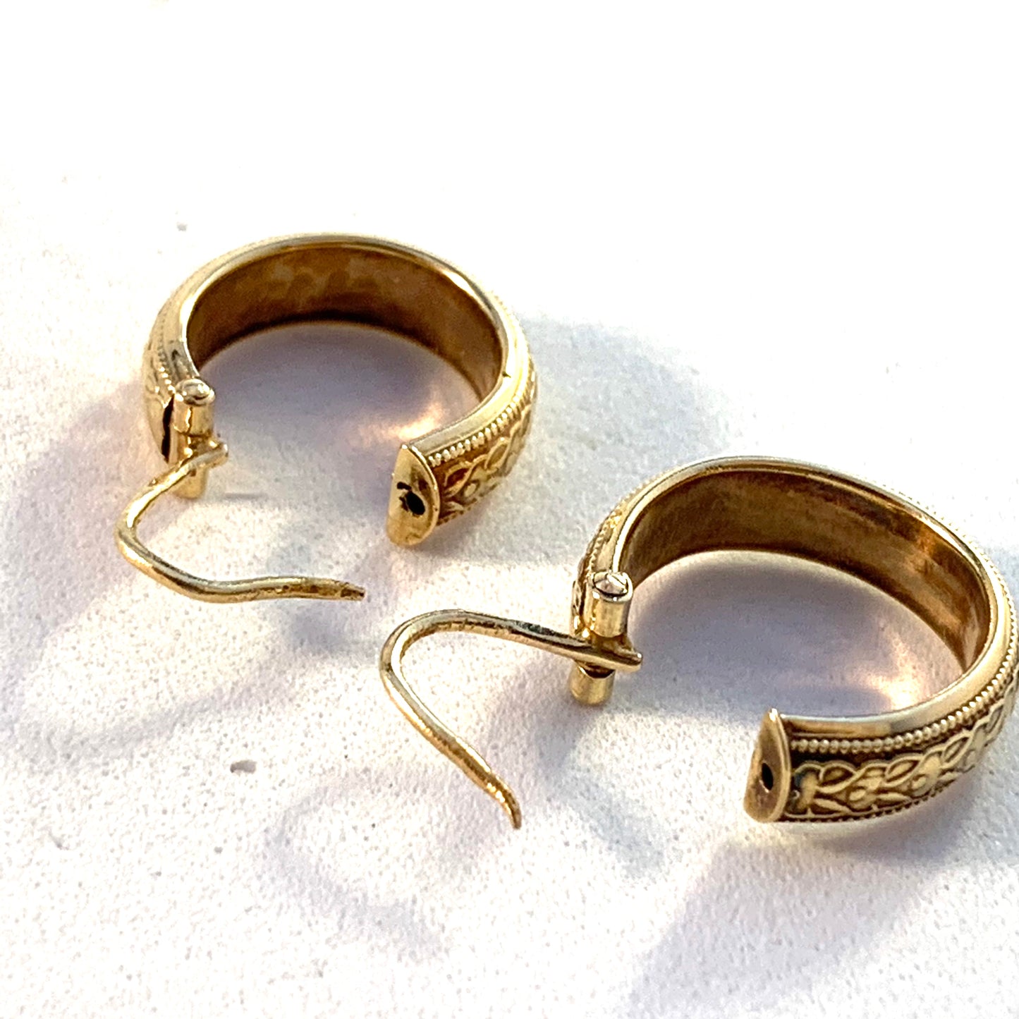 Antique 18k Gold Earrings. Sweden c 1910s.